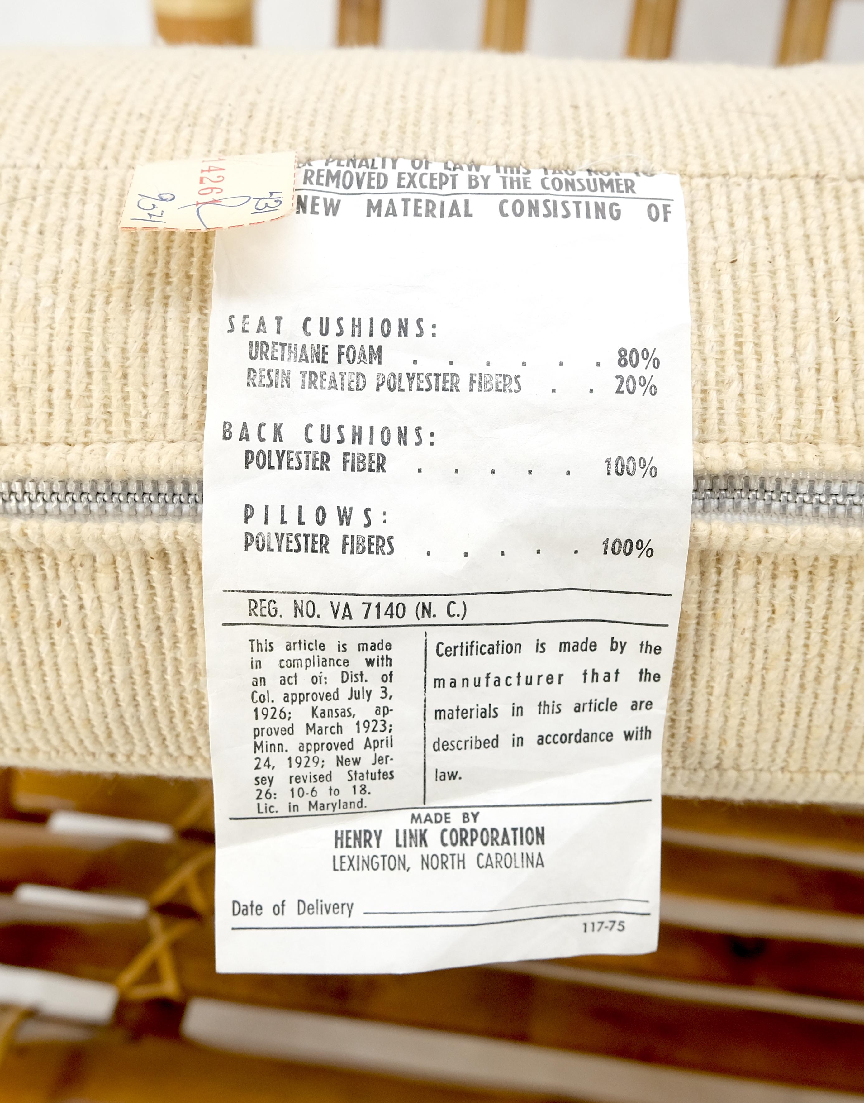 Paire de chaises longues en bambou épais rembourrées Modernes du milieu du siècle MINT en vente 6