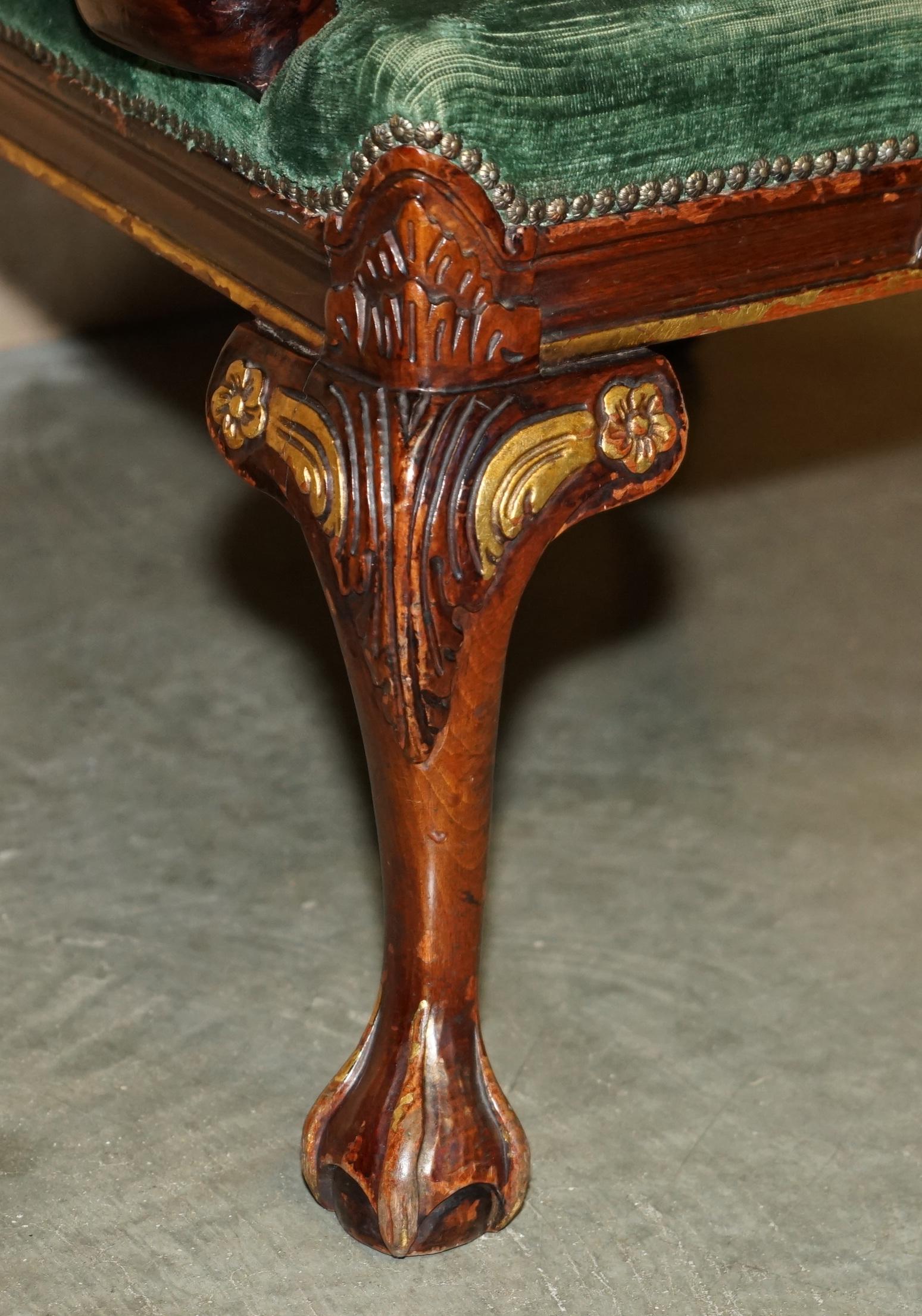 PAR DE SILLONES THOMAS CHIPPENDALE GAINSBOROUGH DE ESTILO GEORGE II DE BISAGRA Y BOLA en venta 4