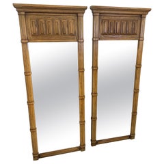 Pareja de espejos de pared Thomasville Mid Century circa 1970s