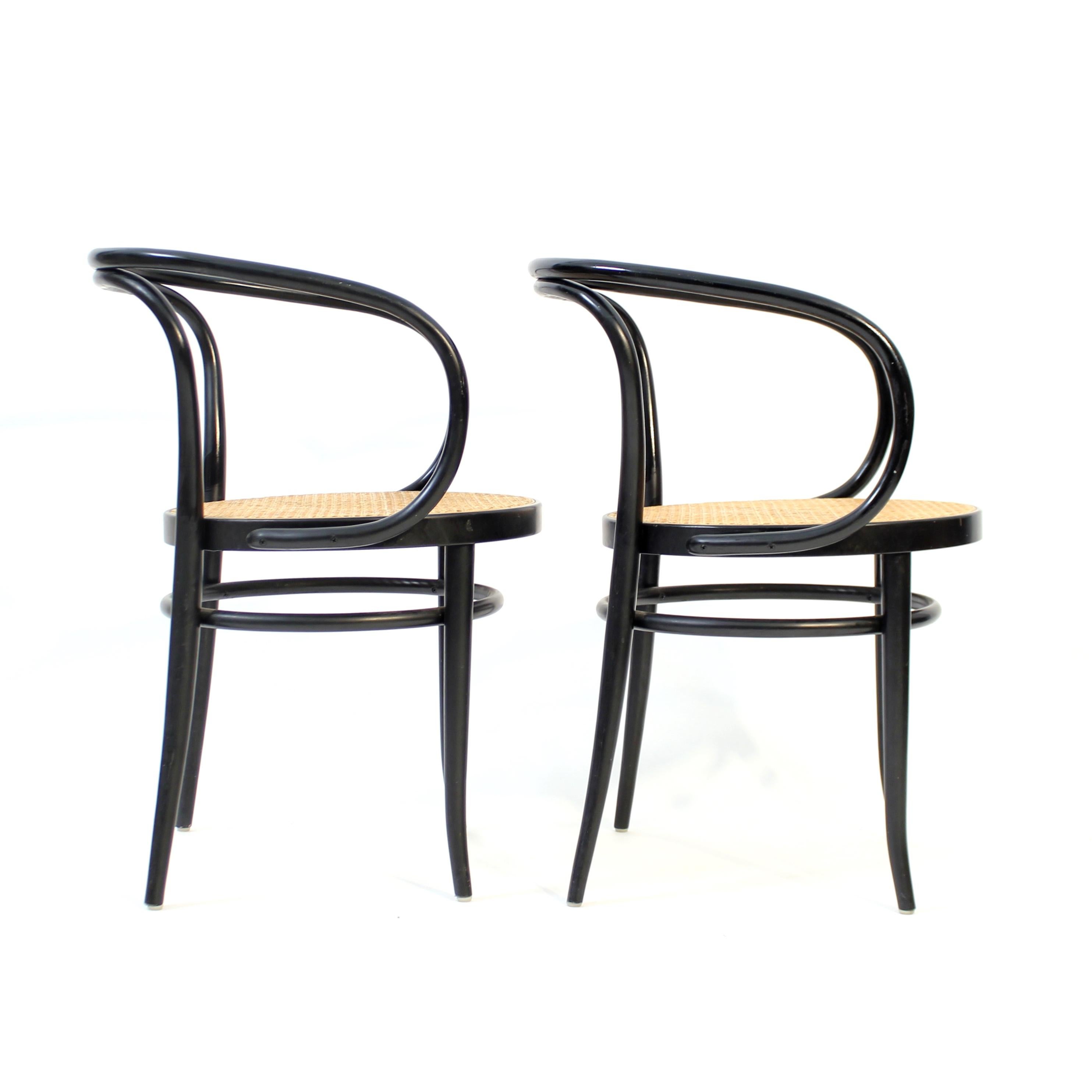 Paire de fauteuils Thonet, modèle 209, vers 2000 en vente 2