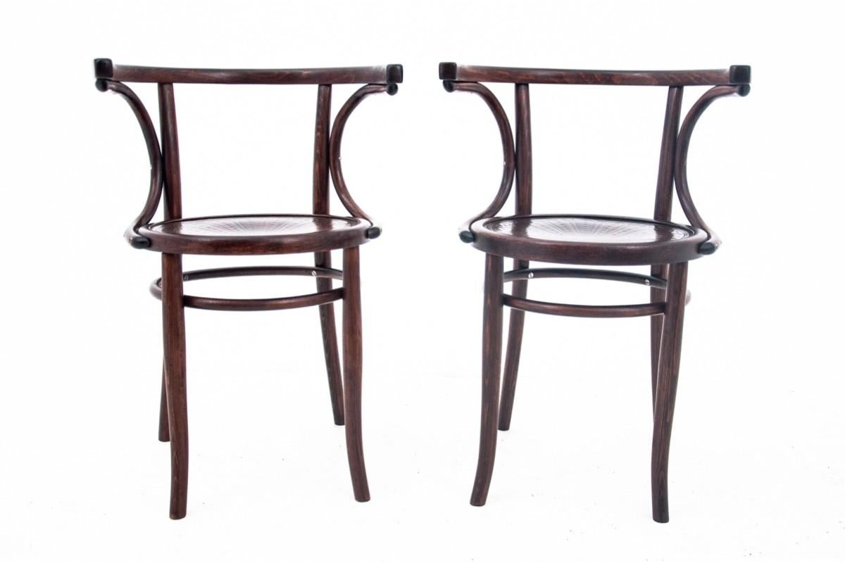 Pair of Thonet Bent Chairs, Model 13, 1930s In Good Condition In Chorzów, PL
