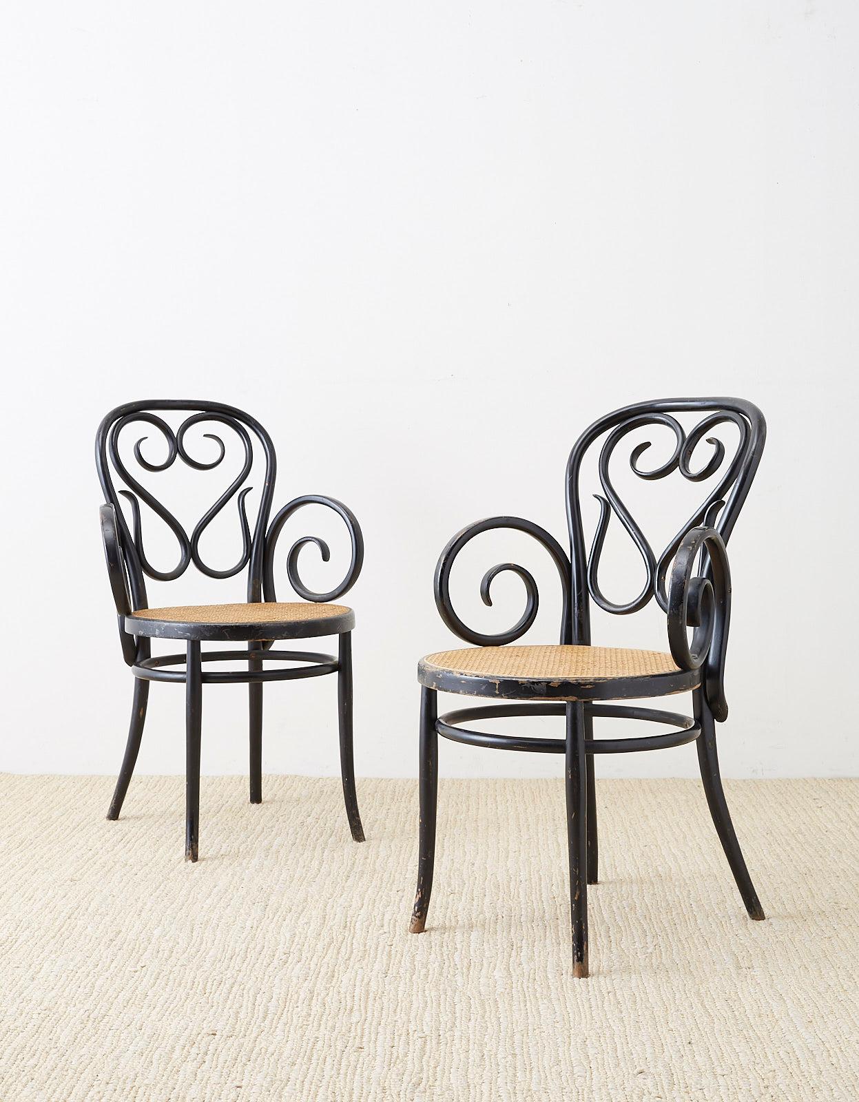 19th Century Pair of Thonet Cafe Daum Style Bentwood Armchairs For Sale