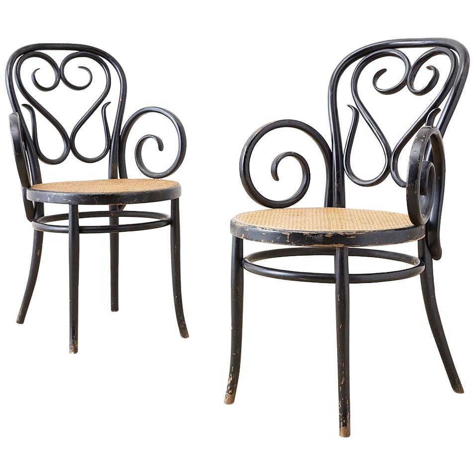 Paire de fauteuils en bois benthique de style Thonet Cafe Daum