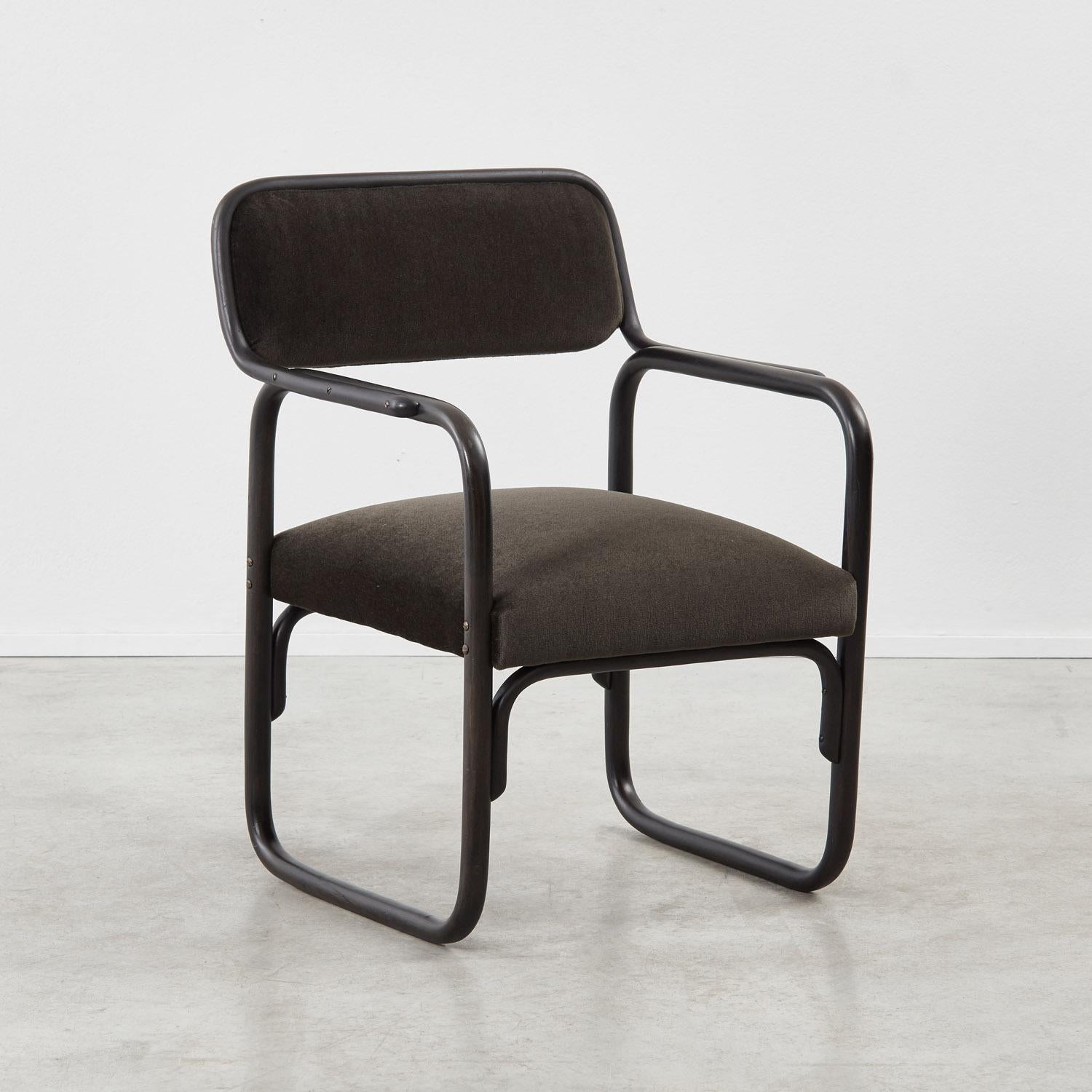Modern Two Thonet Mundus A 60 F armchairs - Austria, 1929 For Sale