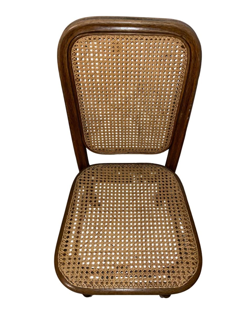 Suédois Rare paire de chaises Thonet en rotin, fabriquées en 1890, stable et en bon état en vente