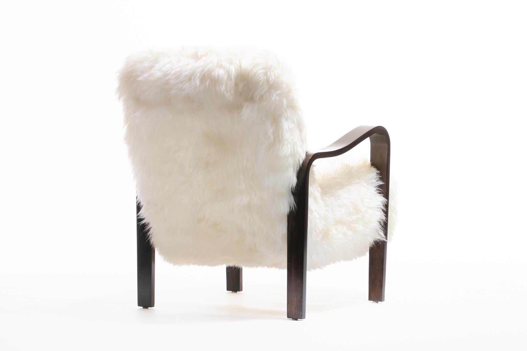 Pair of Thonet Sculptural Bentwood and Ivory Sheepskin Armchairs, circa 1950 11