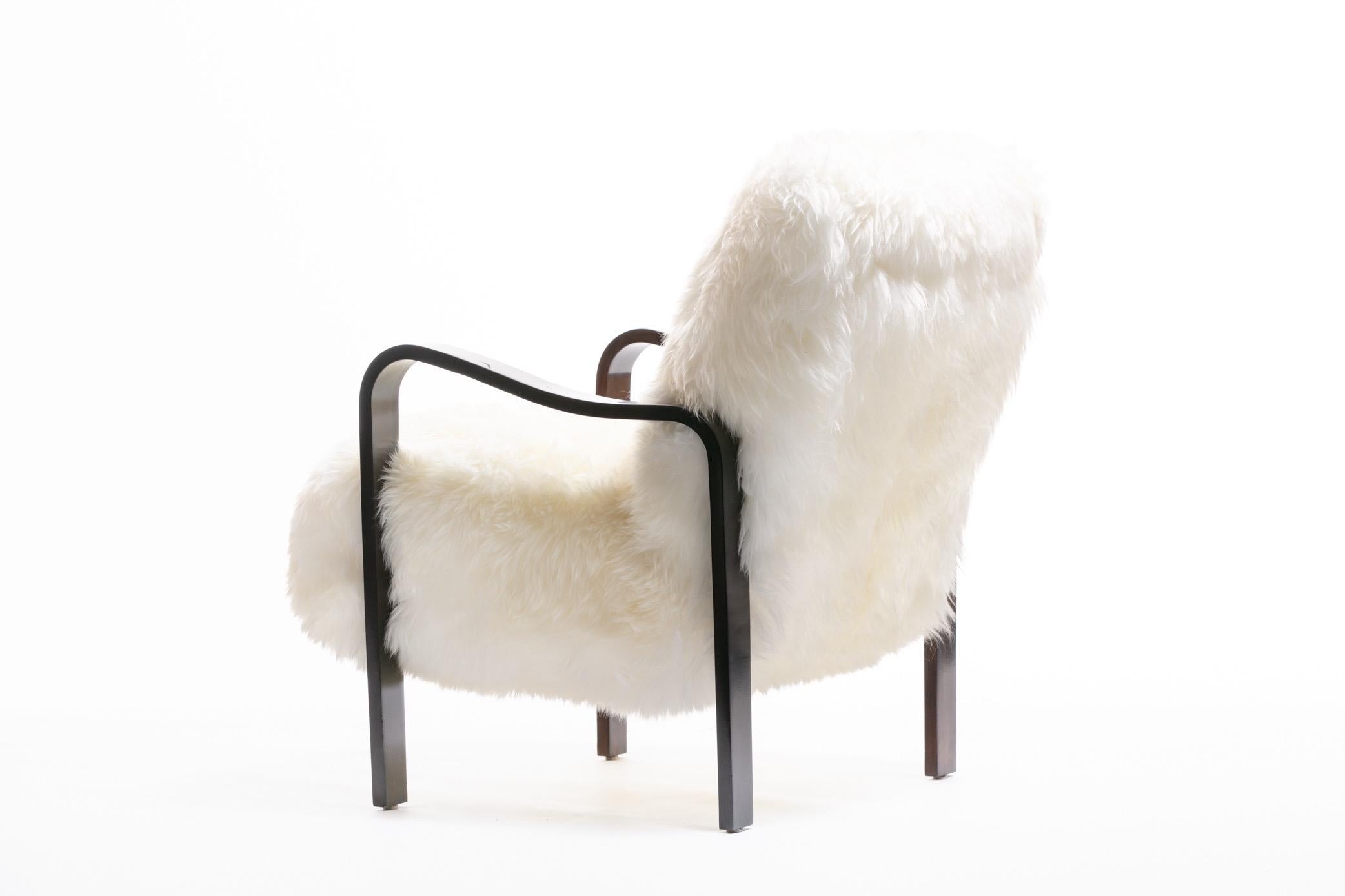 Pair of Thonet Sculptural Bentwood and Ivory Sheepskin Armchairs, circa 1950 12