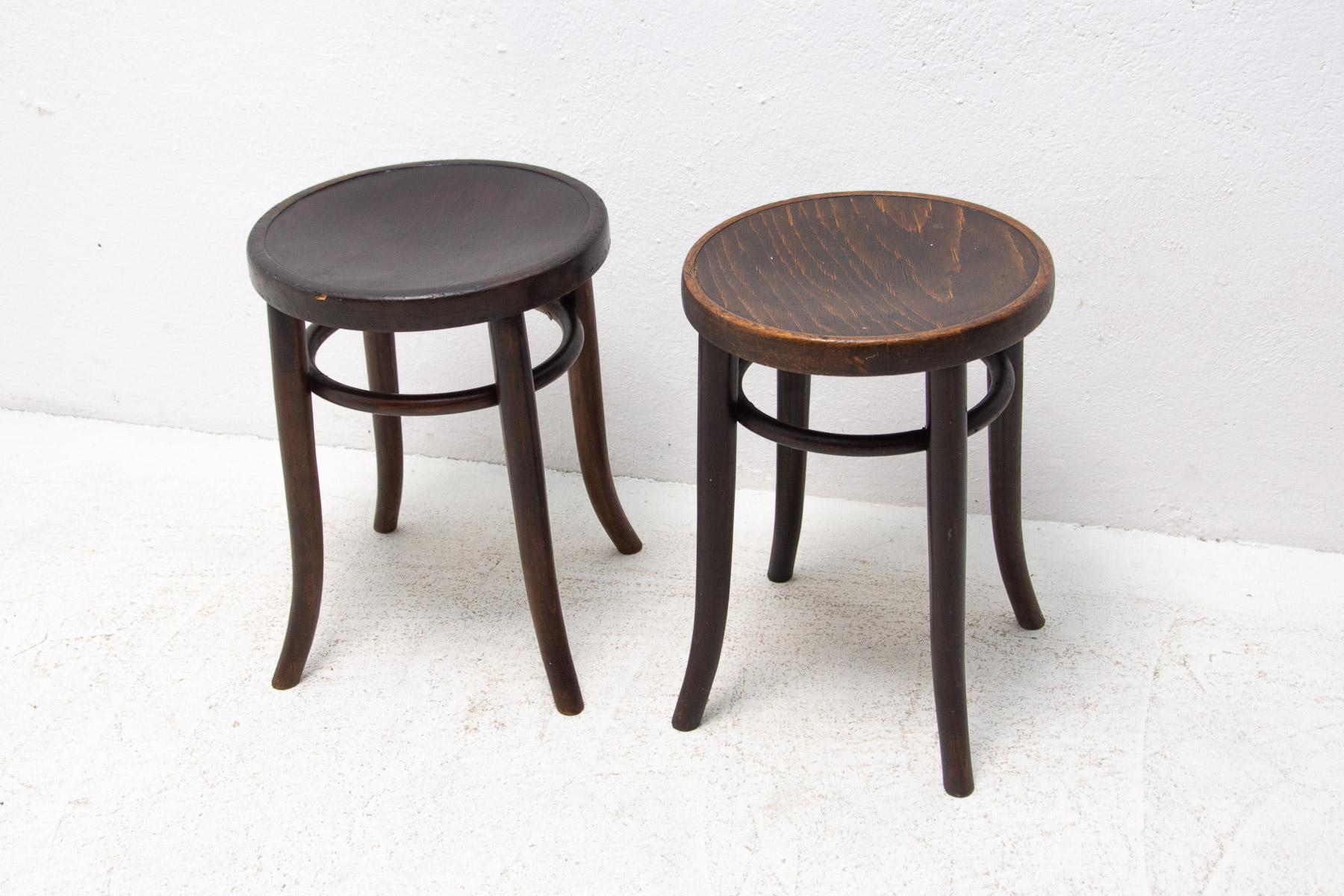 A classic bentwood stools from the 1920´s. The circular stool is made from beech, with an plywood seat top. The stools are obviously made by Thonet but is no longer marked. In good Vintage condition. Price is for the pair.

 

Measures: Height: