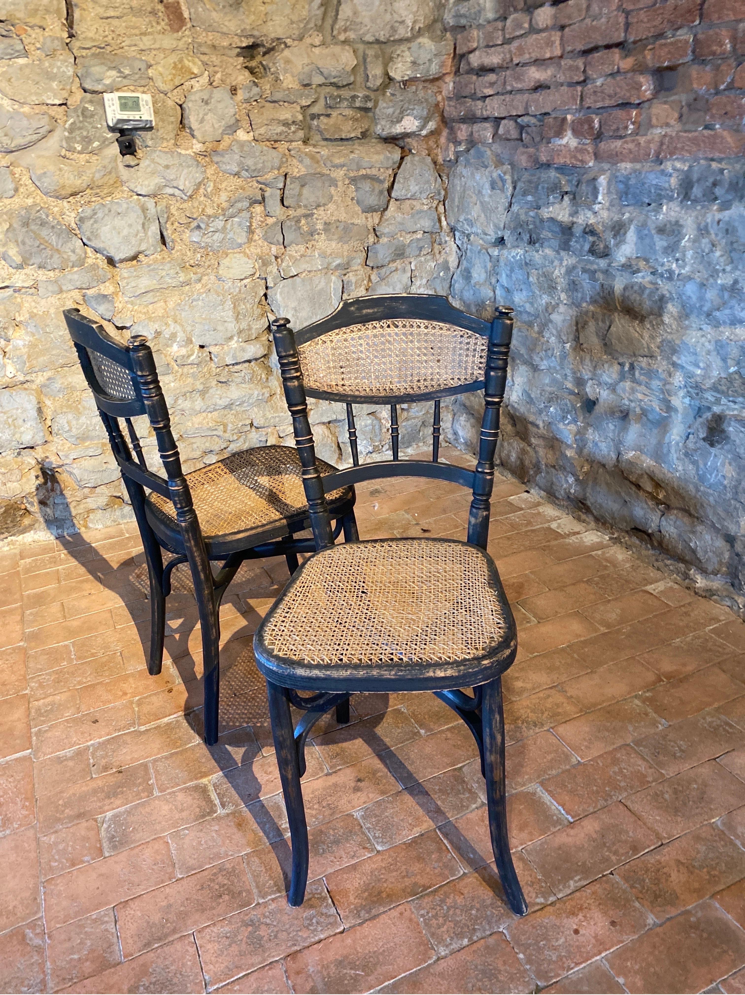 très jolie paire de chaises de style thobet des années 1900 cannage à revisiter en bon état général