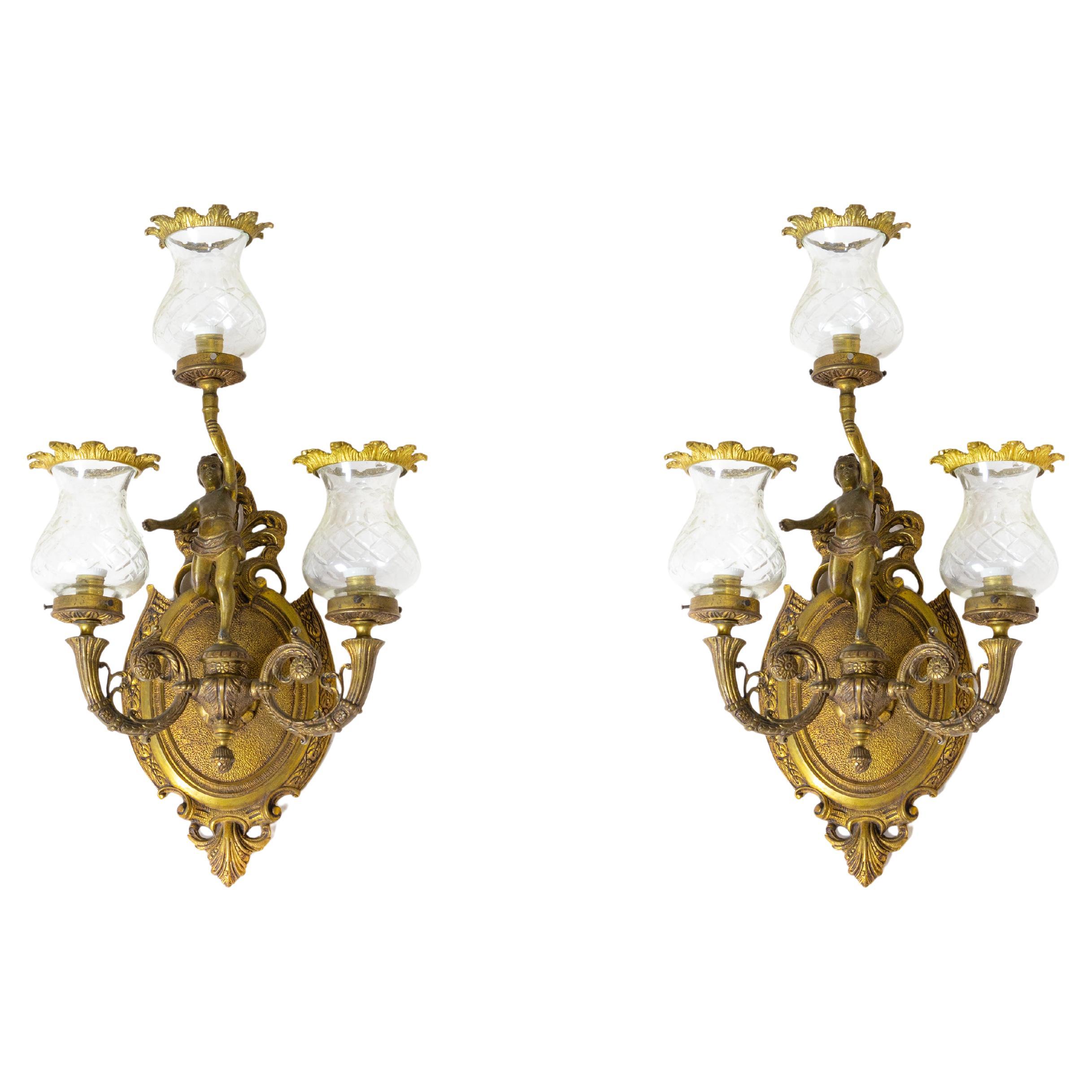 Paire d'appliques murales à trois bras en bronze, Portugal, années 1900