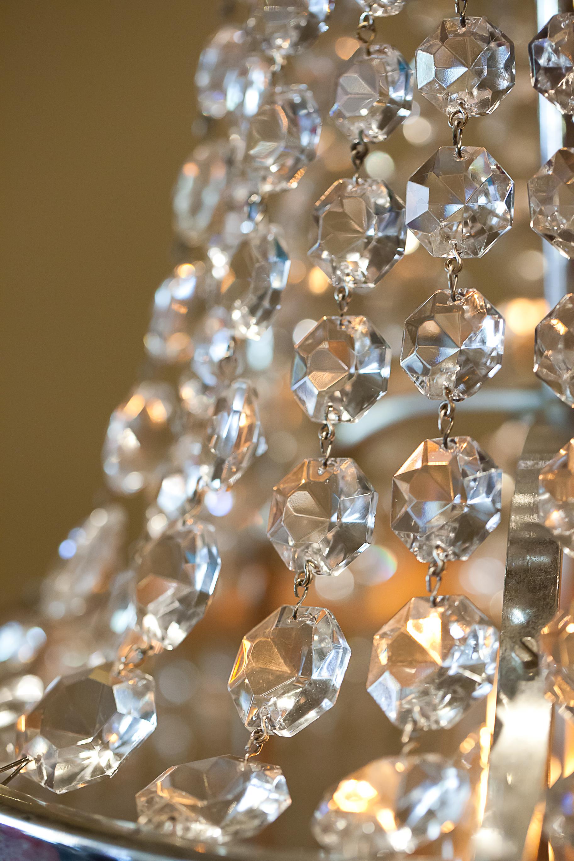 Pair of Three-Light Tent-and-Cascade Chandeliers, circa 1935 For Sale 5