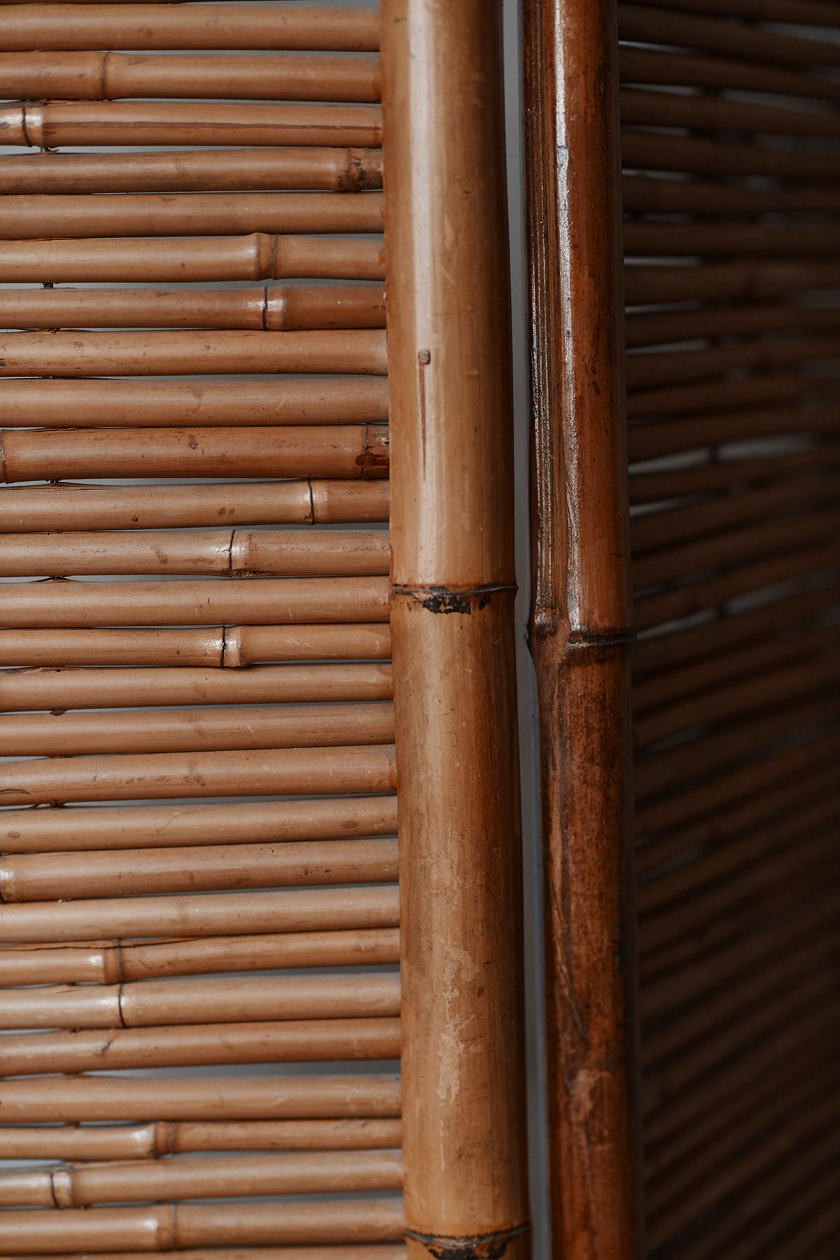 Pair of three-panel rattan screens, 1980 For Sale 2