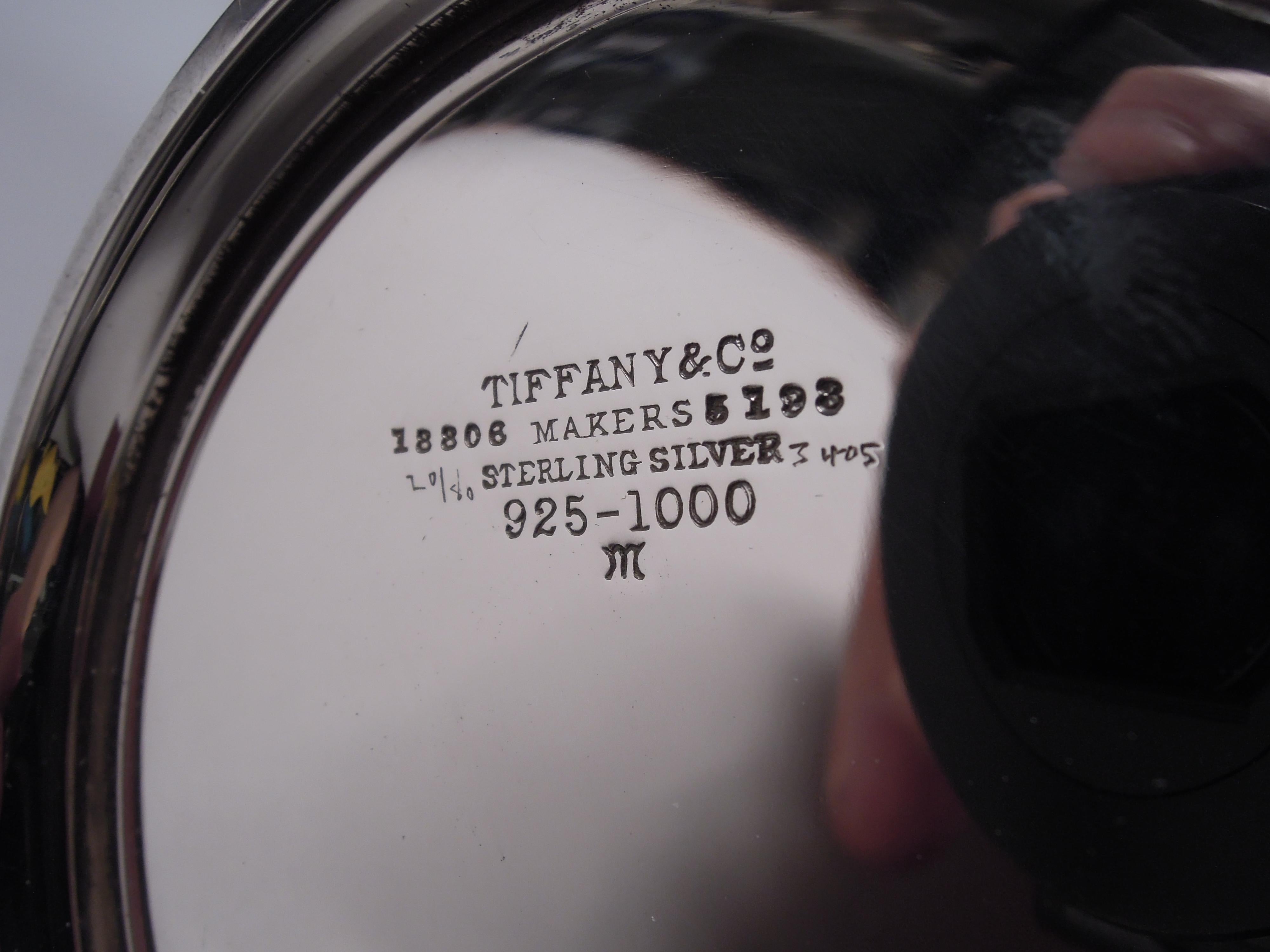 Coppia di urne coperte in argento Tiffany American Modern Classic in vendita 2