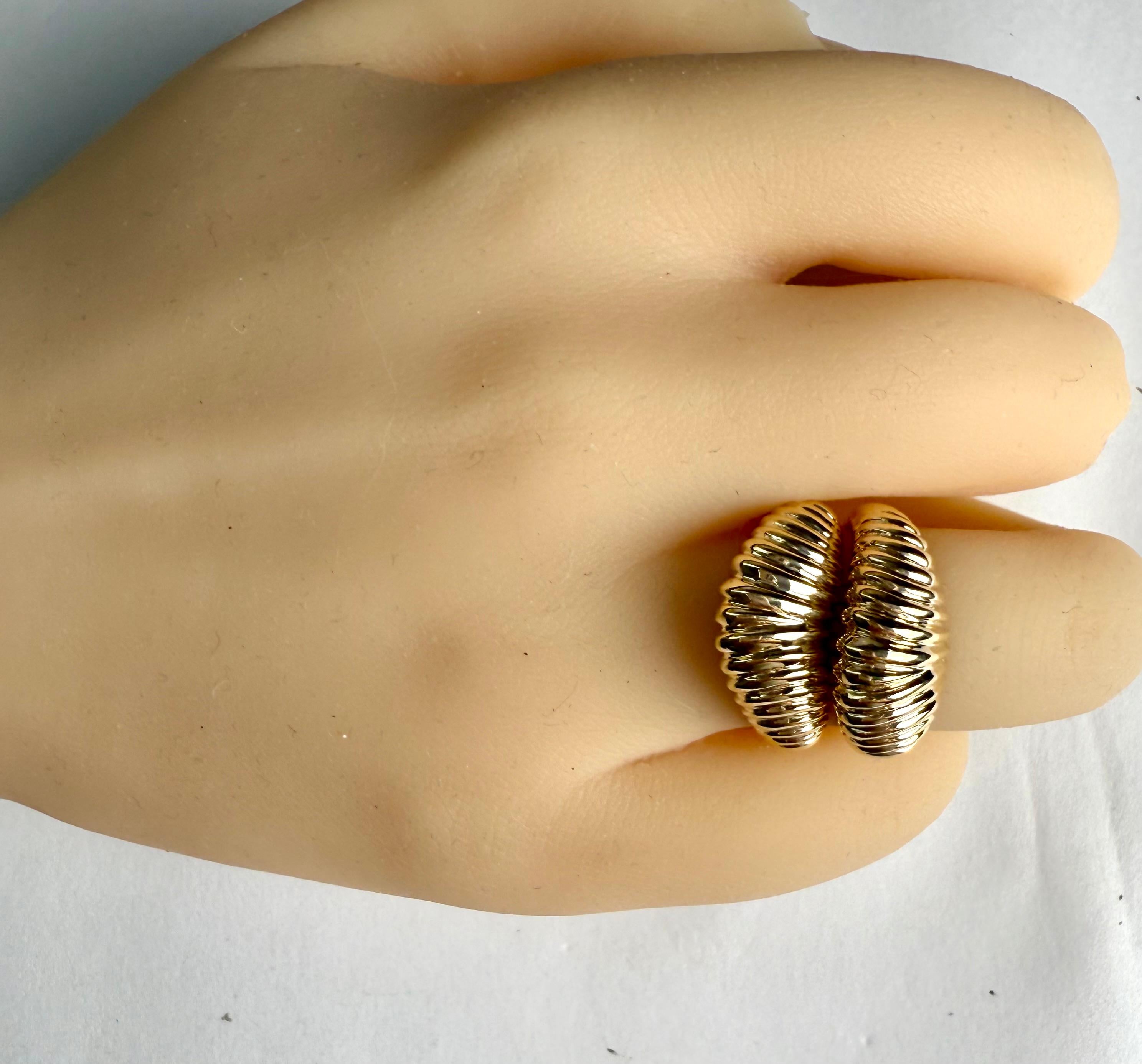 Paar Tiffany & Co. 14k Gold Jakobsmuschelringe, Satz von 2 im Angebot 5