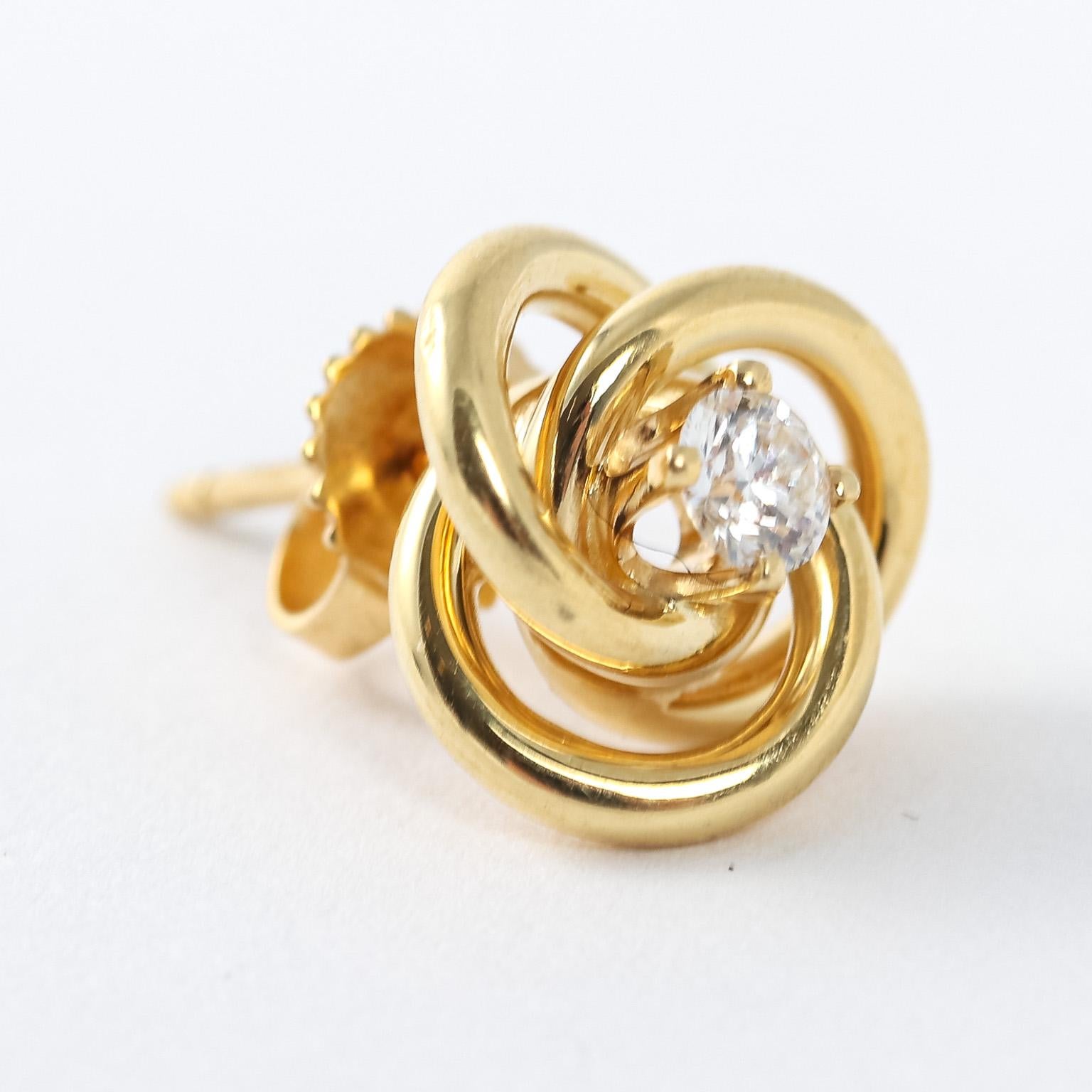 Women's Pair of Tiffany & Co 18 Karat Yellow Gold Love Knot Diamond Earrings For Sale