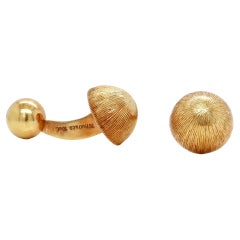 Pair of Tiffany & Co. Mid-Century Modern 18k Gold Mushroom Shaped Cufflinks