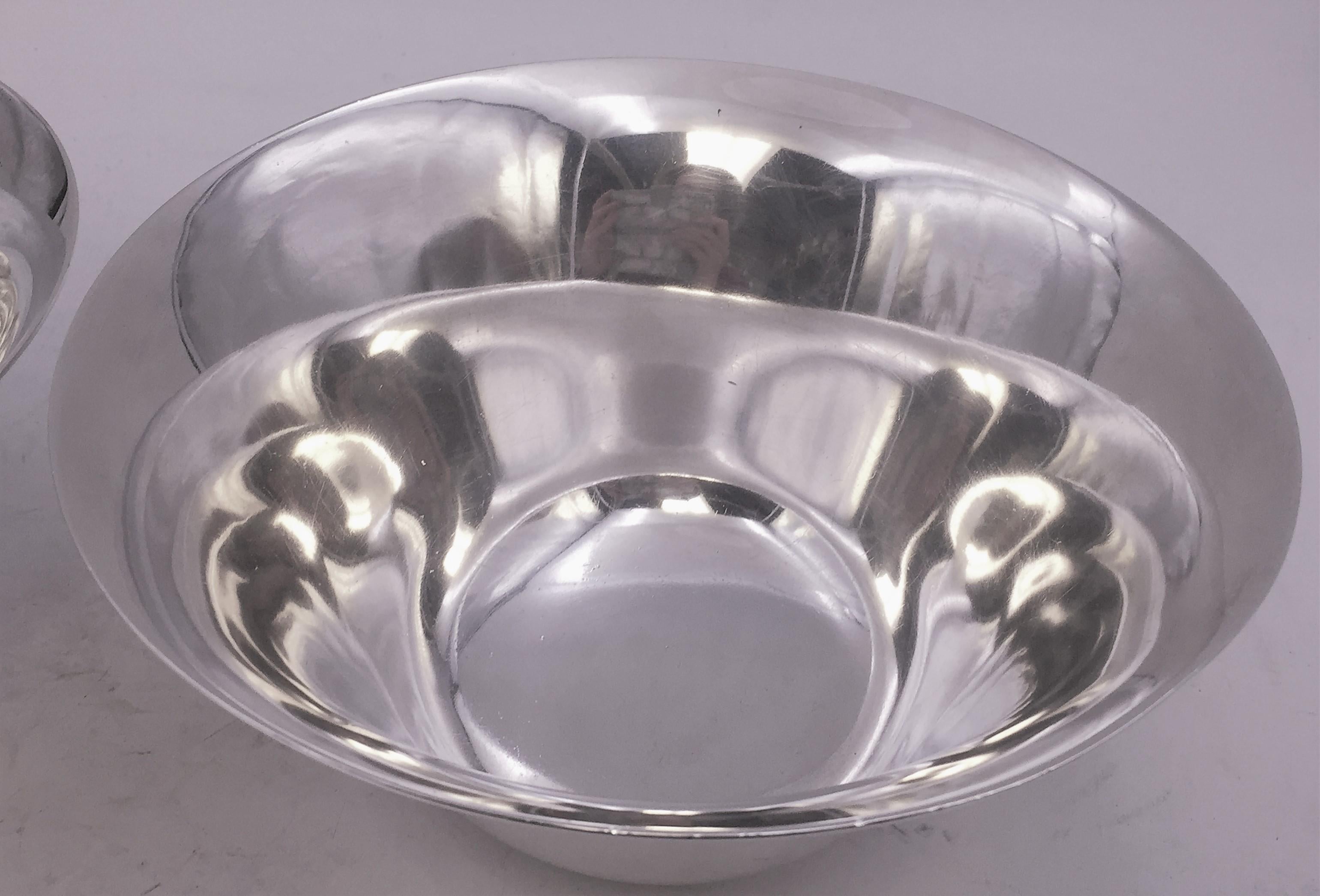 American Pair of Tiffany & Co Sterling Silver Modern Bowls in Bell Form from 1906 For Sale