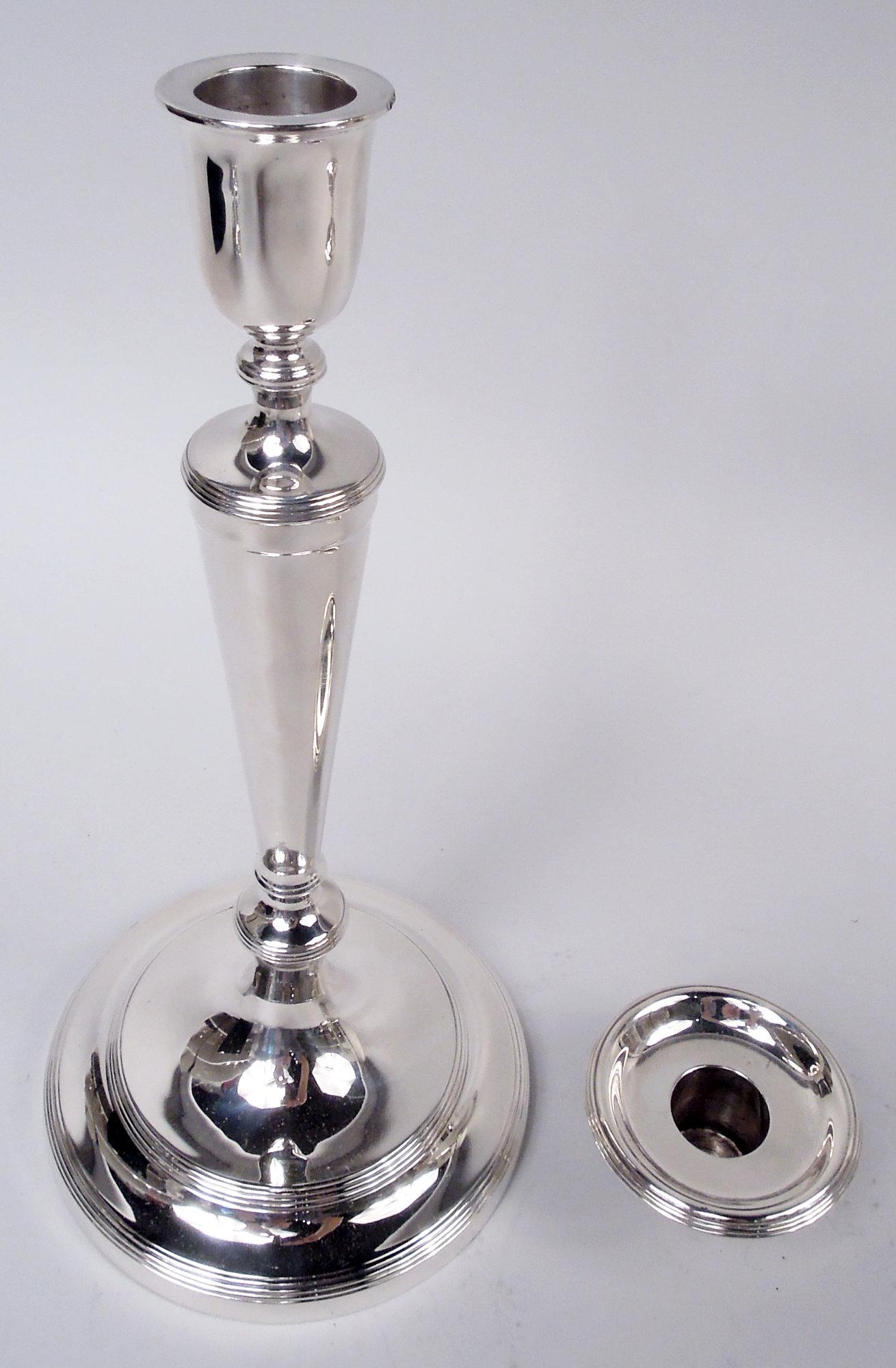 American Pair of Tiffany Edwardian Classical Sterling Silver Candlesticks For Sale