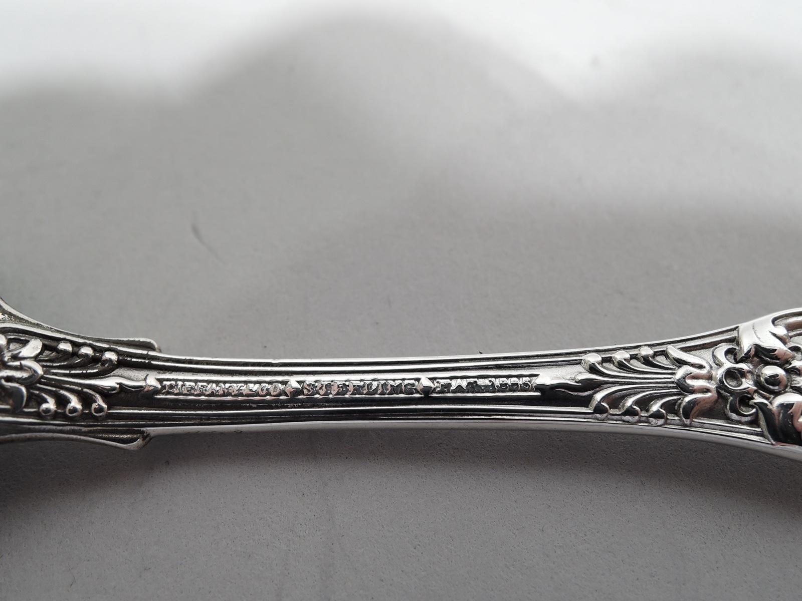 19th Century Pair of Tiffany English King Sterling Silver Master Salt Spoons