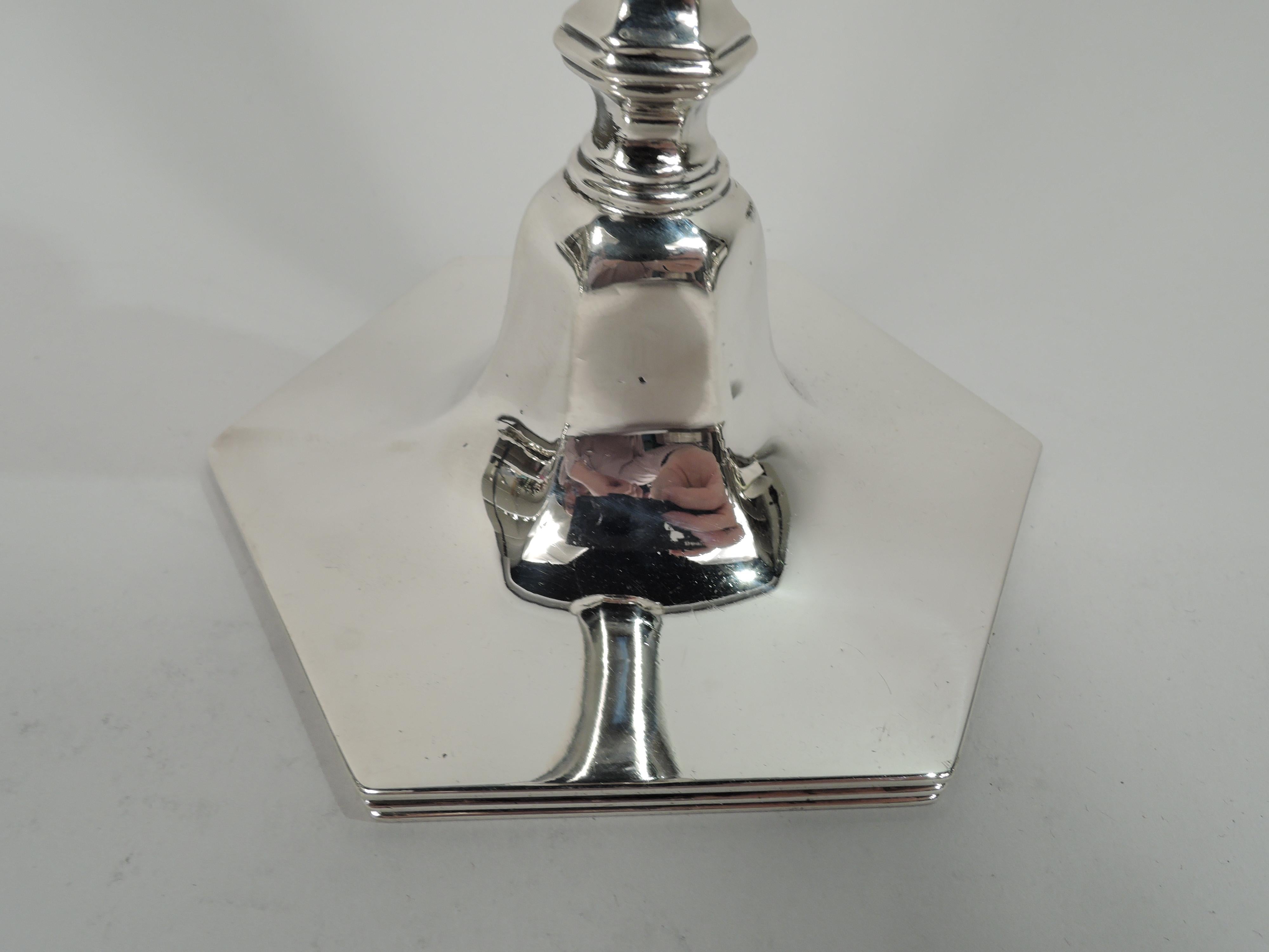 Pair of Tiffany Modern Georgian Sterling Silver Candlesticks In Excellent Condition In New York, NY