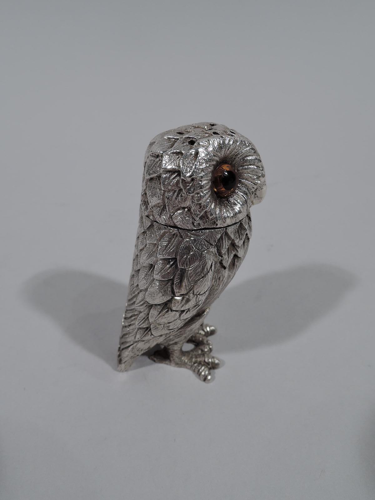 Pair of Tiffany Sterling Silver Owl Salt and Pepper Shakers In Excellent Condition In New York, NY