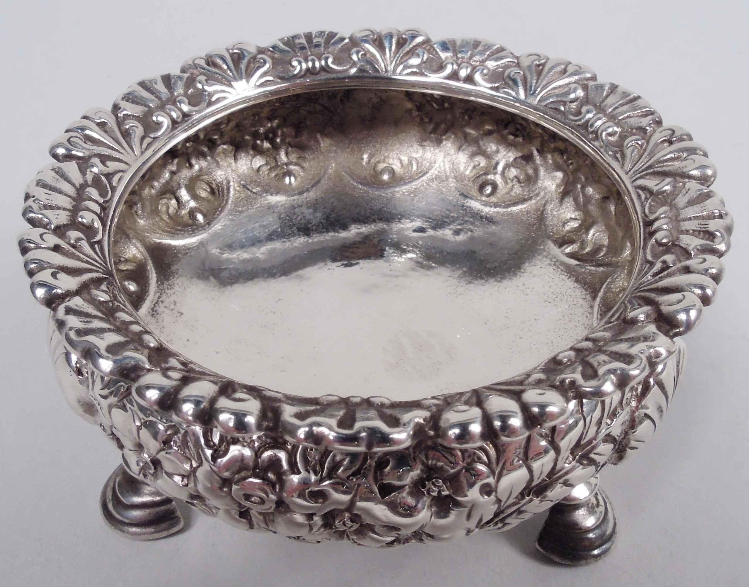 American Pair of Tiffany Victorian Classical Sterling Silver Open Salts For Sale