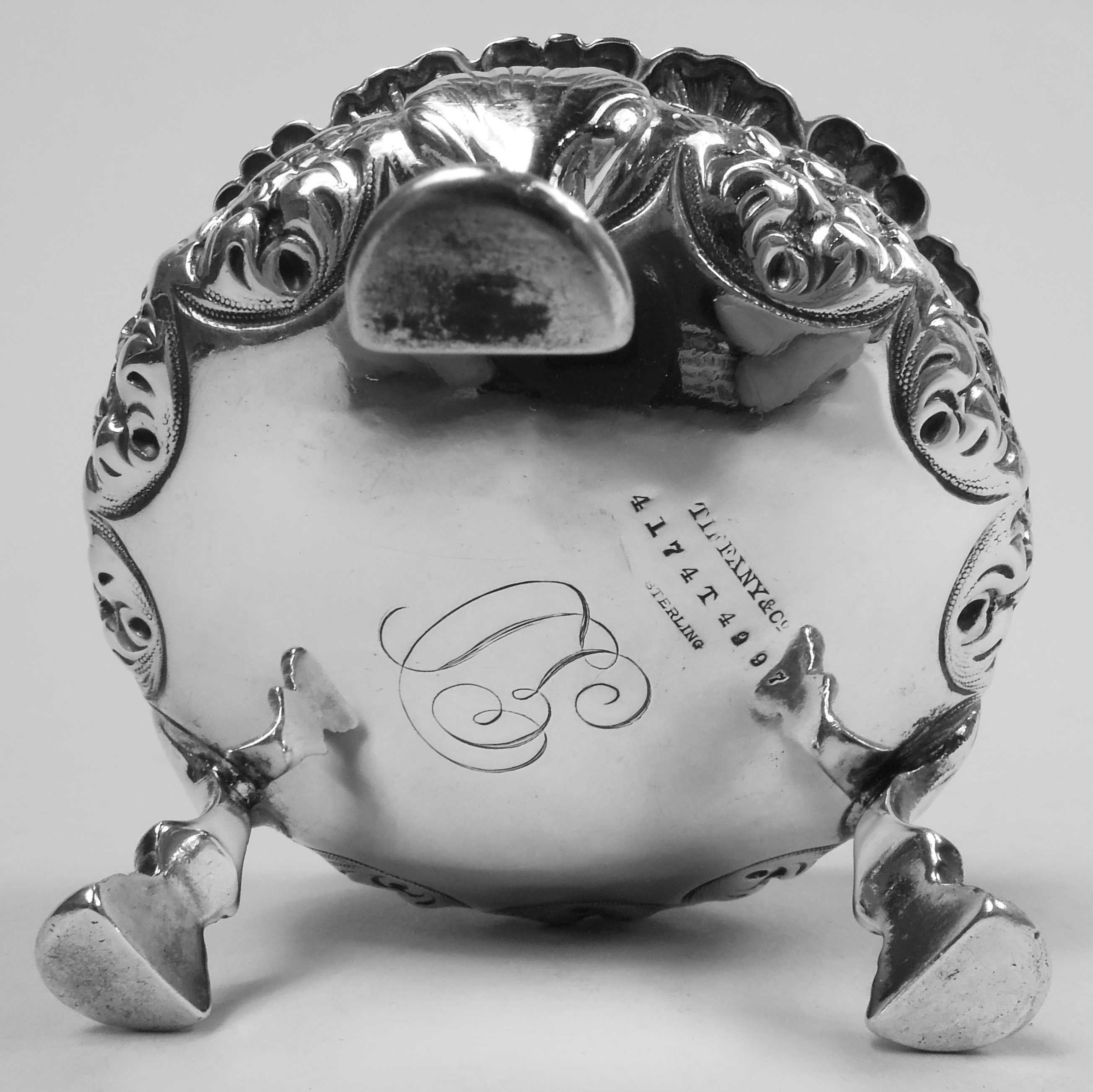 XIXe siècle Paire de salières ouvertes classiques victoriennes Tiffany en vente