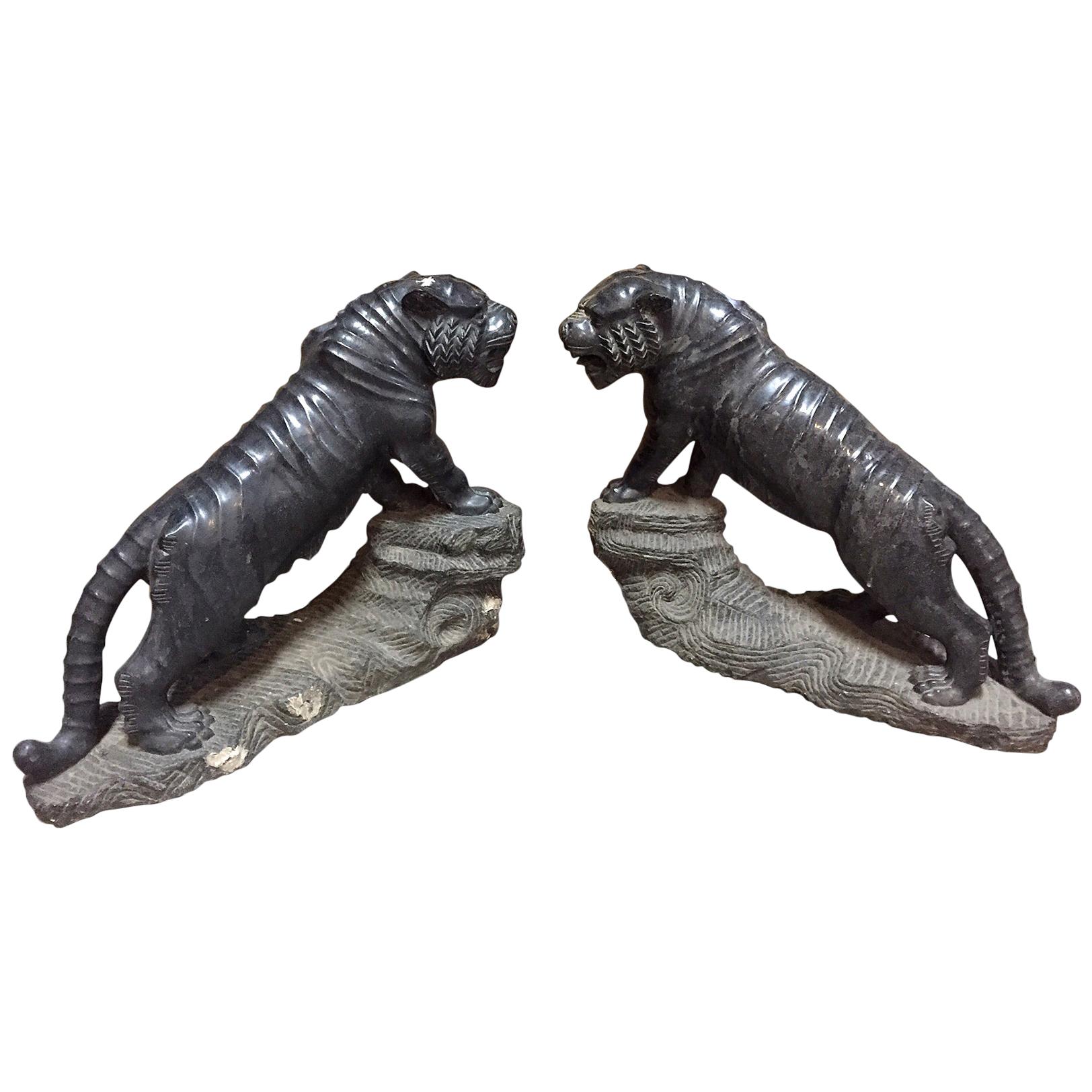 Pair of Tigers, Carved Marble, 20th Century, after Oriental Models For Sale