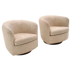 Pair of Tilt Swivel Lounge Chairs by Milo Baughman for Thayer Coggin, Signed