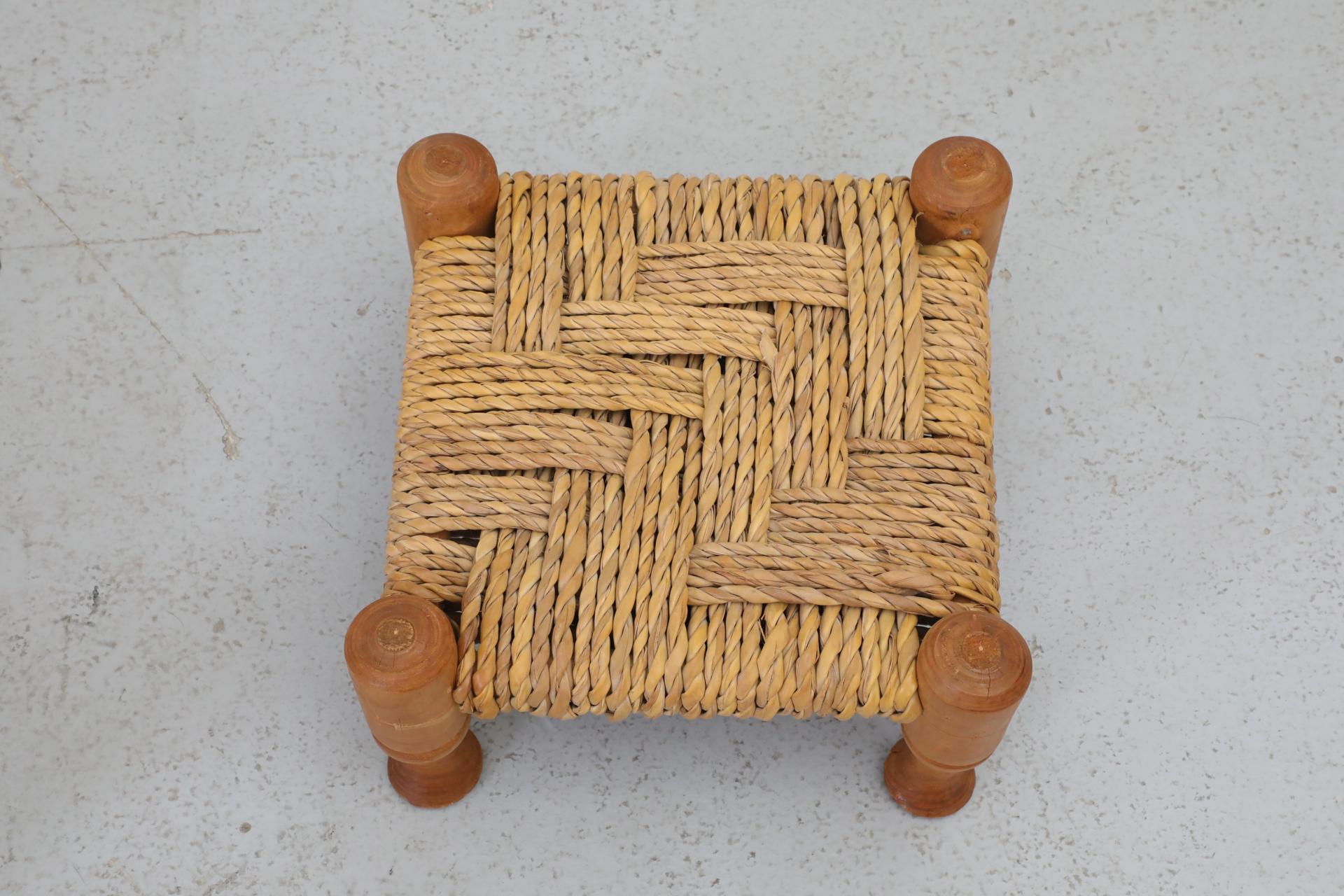 Pair of Tiny Low Audoux Minet Style Woven Seagrass and Pine Stools For Sale 2
