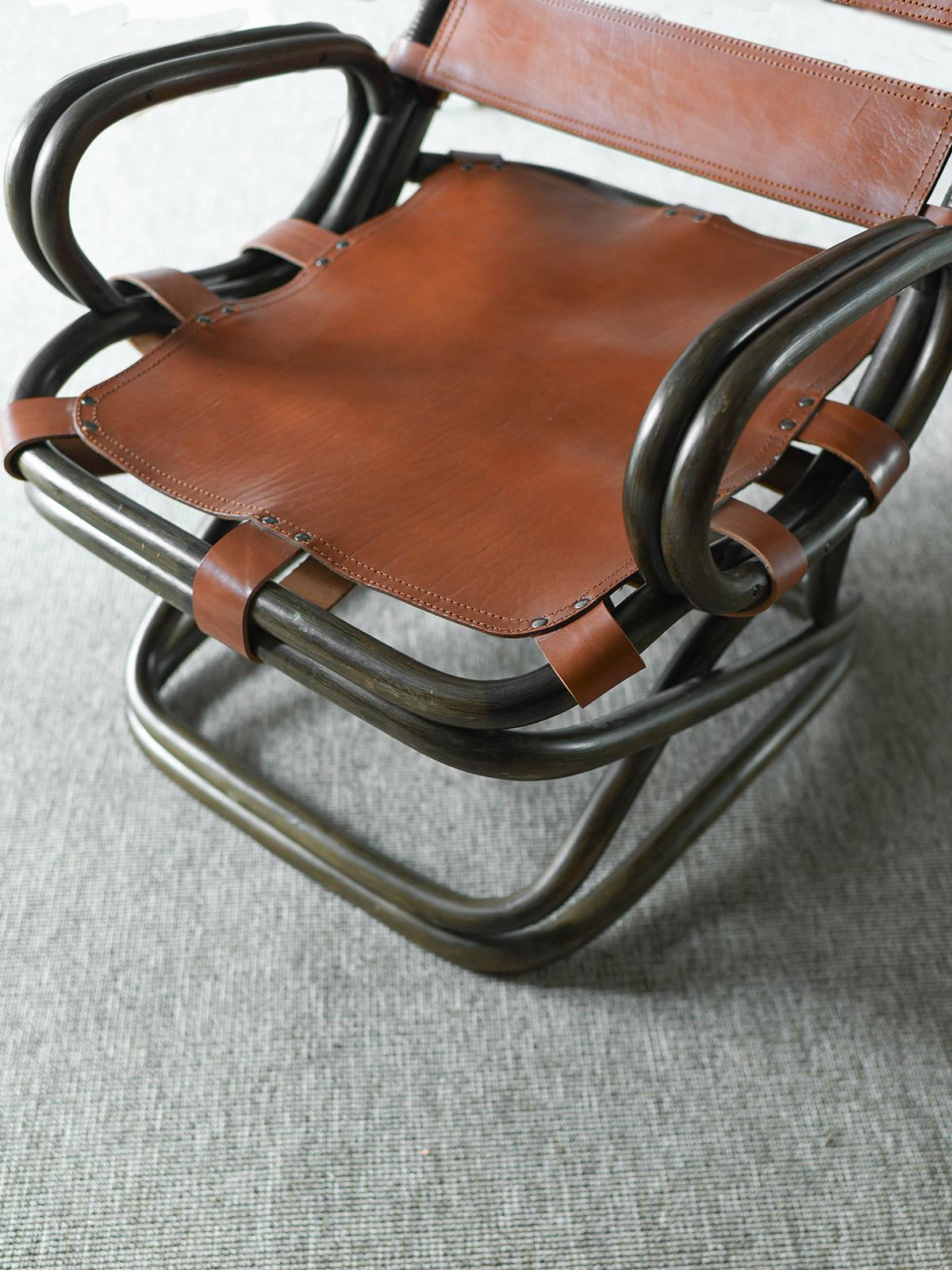 Paire de fauteuils en bambou Tito Agnoli avec sièges à sangles en cuir, Italie 1960 en vente 2
