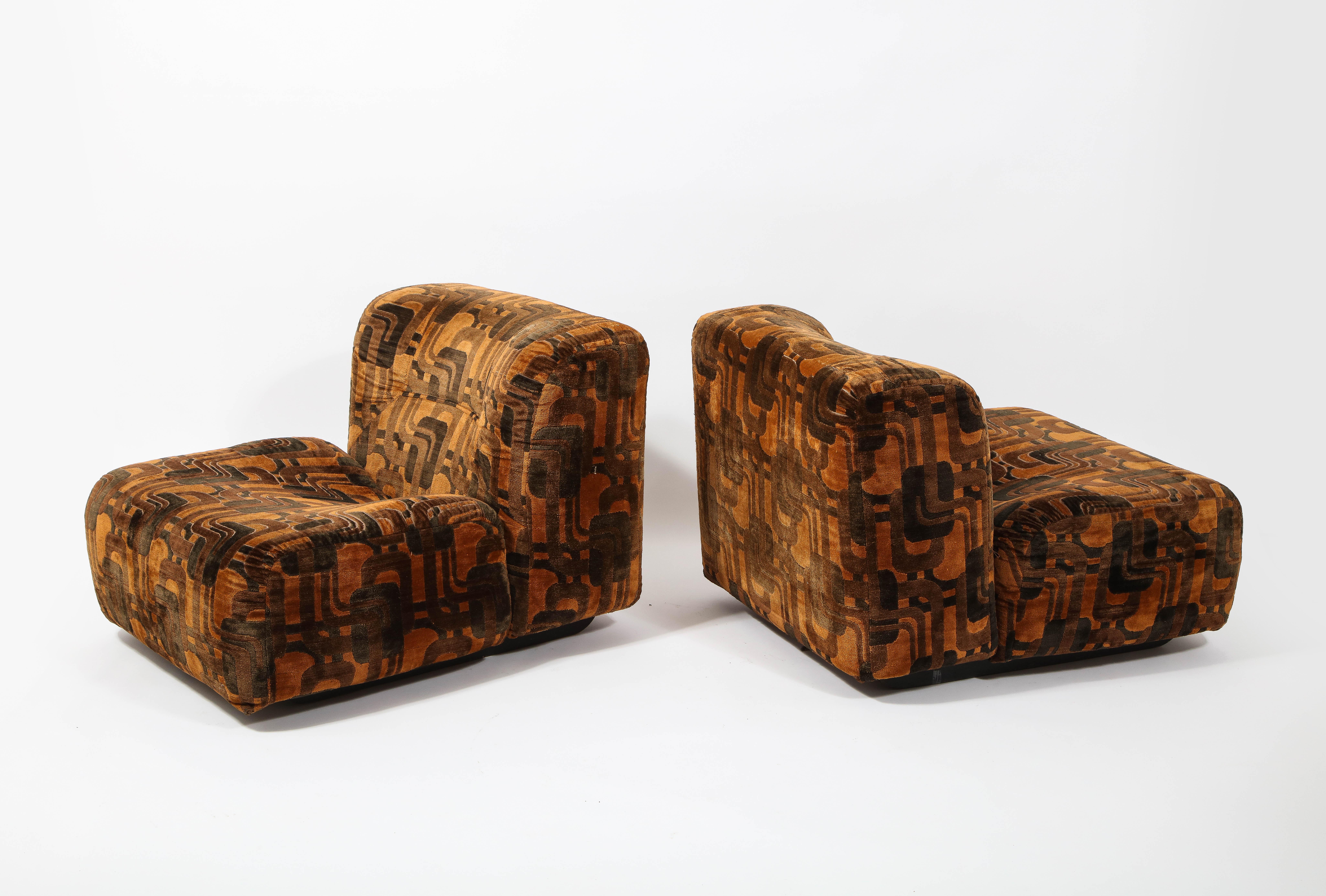 Tito Agnoli Pair of Slipper Chairs, Italy 1960's For Sale 2