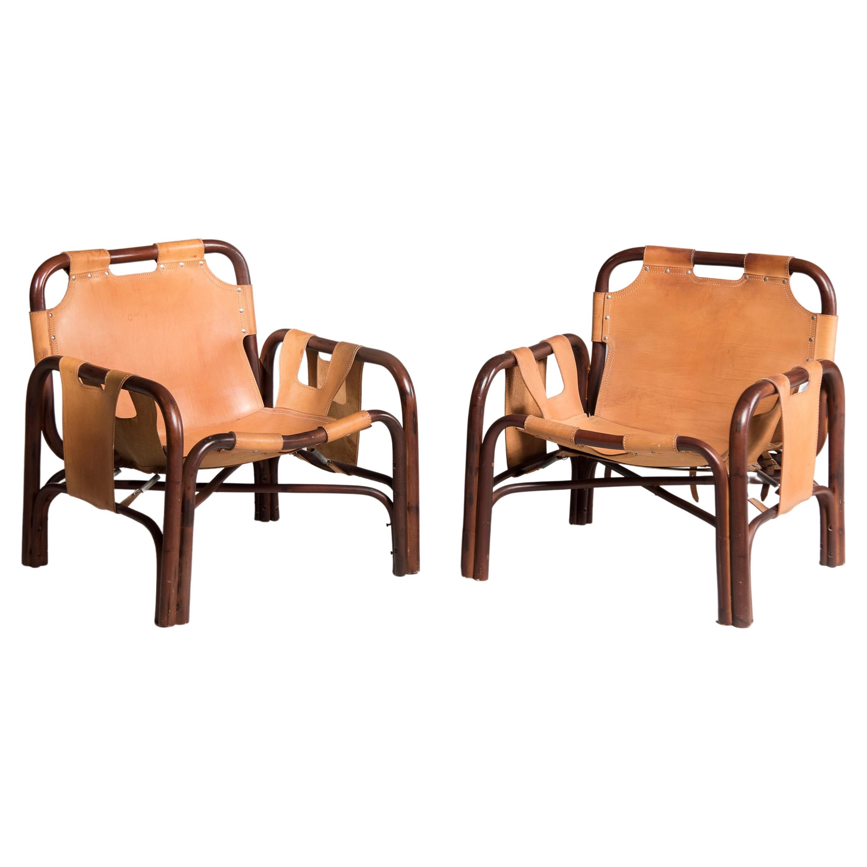 Pair of Tito Agnoli Wood and Leather Armchairs For Sale