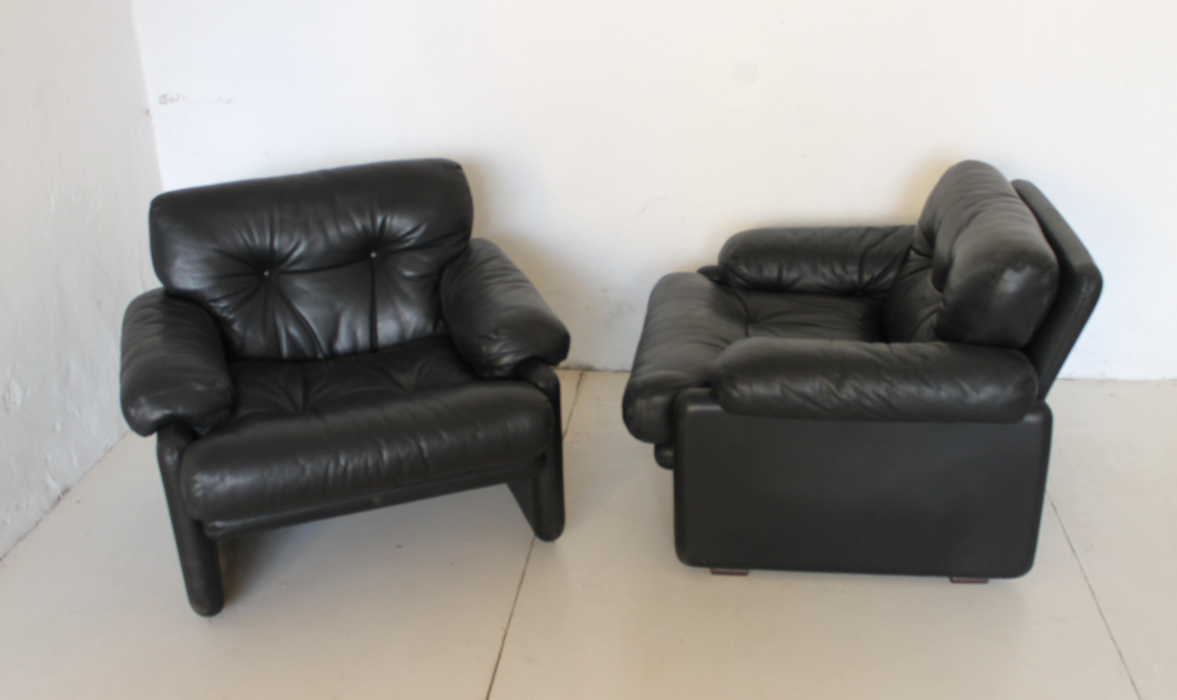 Coronado lounge chairs designed by Tobia Scarpa for B&B Italia. The project is dated 1966. Black leather, great condition.