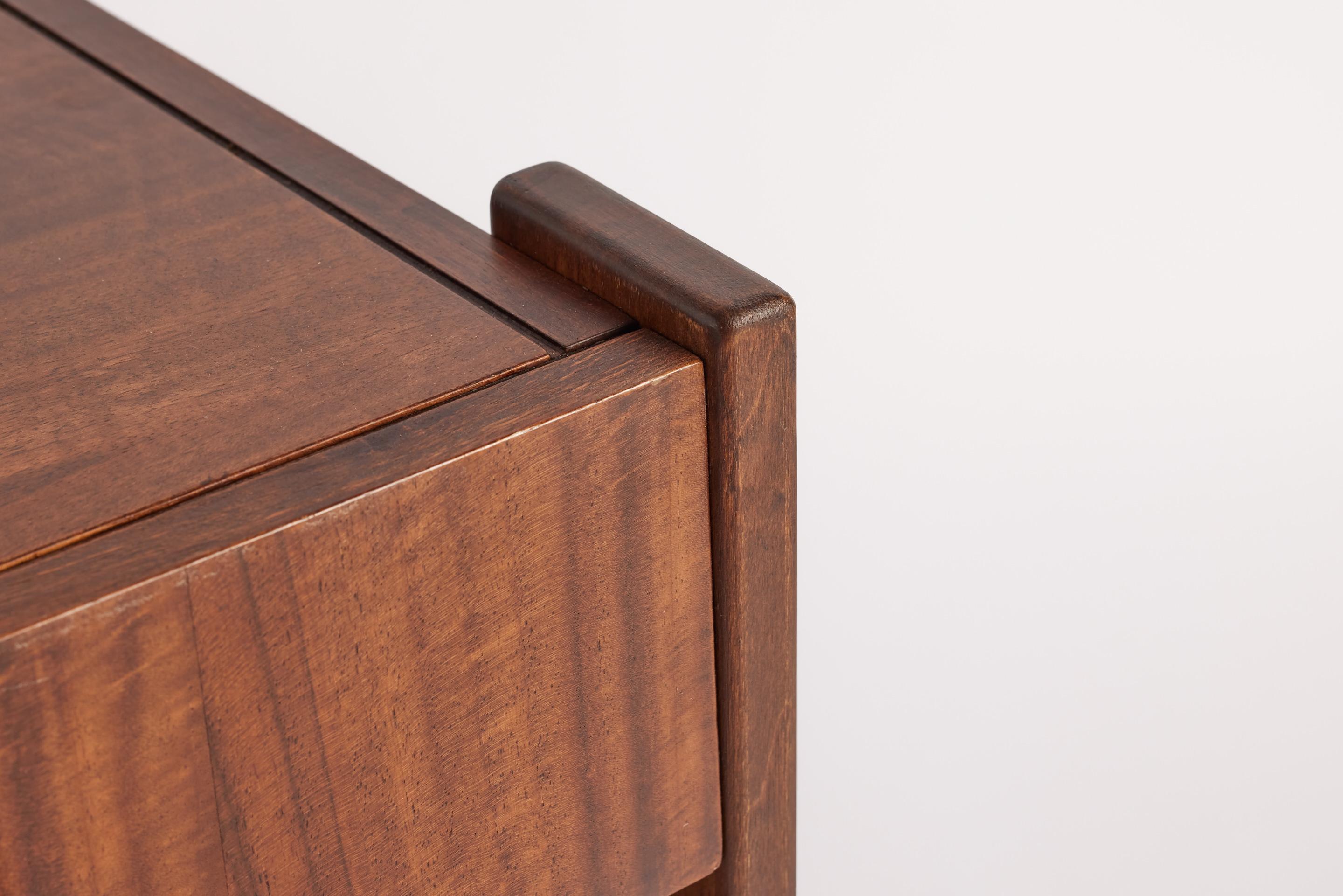 Pair of Tobia Scarpa Style Nightstands 10
