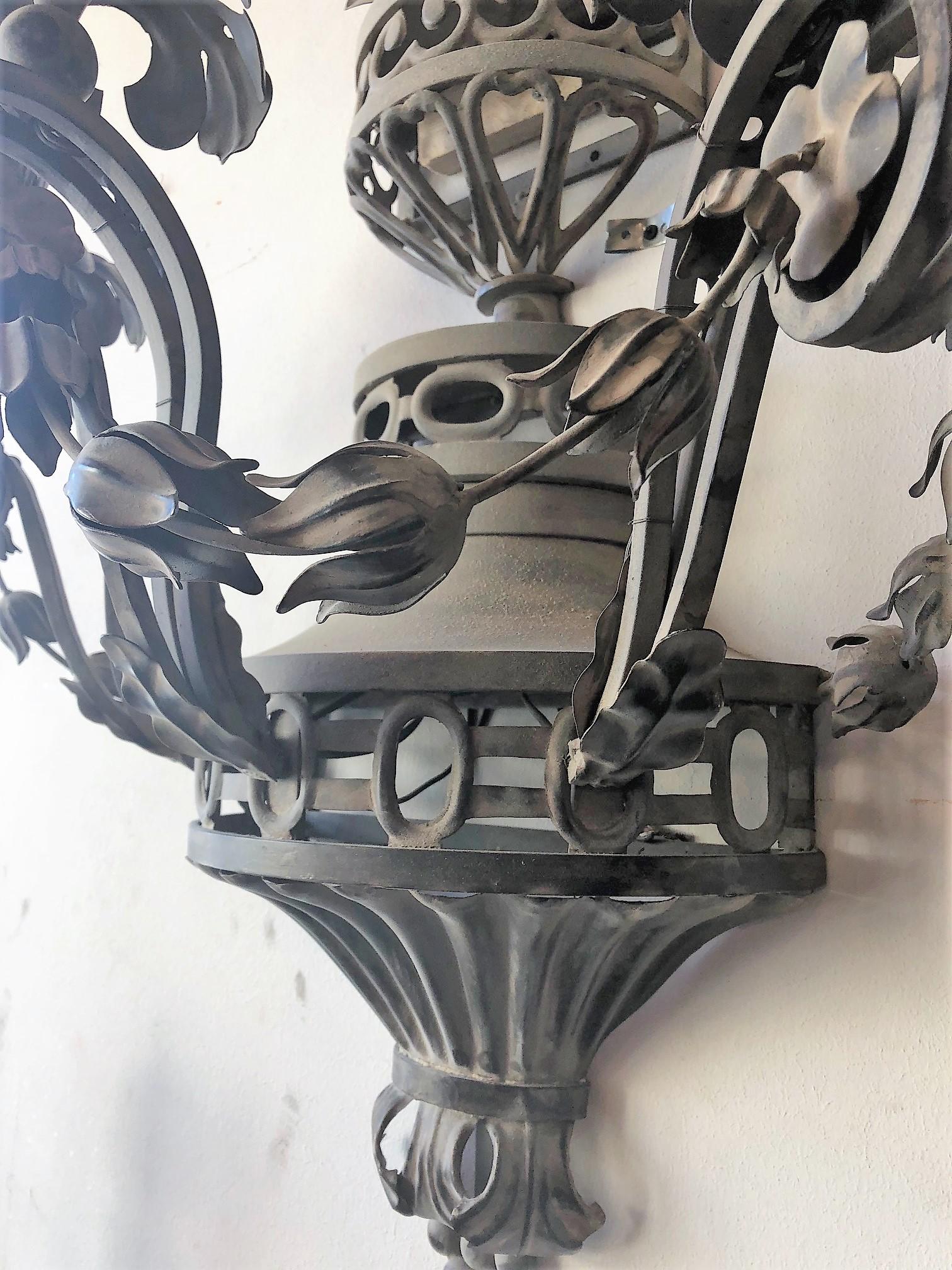 Pair of Tole French Wall Sconces In Good Condition In Dallas, TX