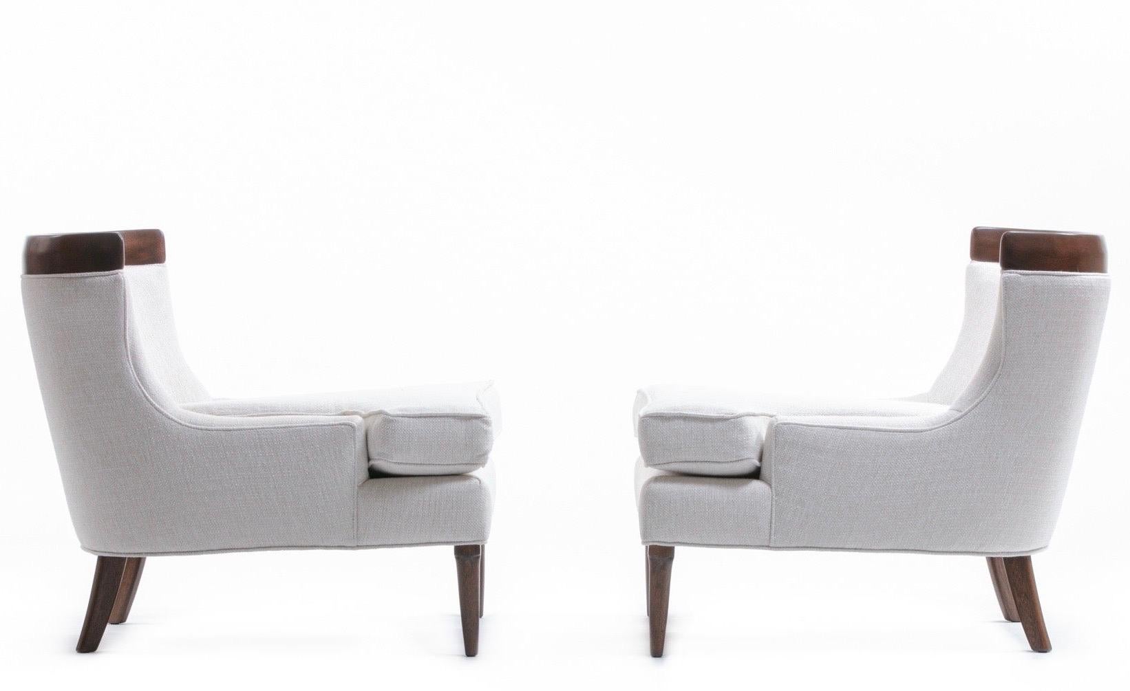Mid-Century Modern Pair of Tomlinson Sophisticate Slipper Chairs in Walnut with Ivory Woven Fabric