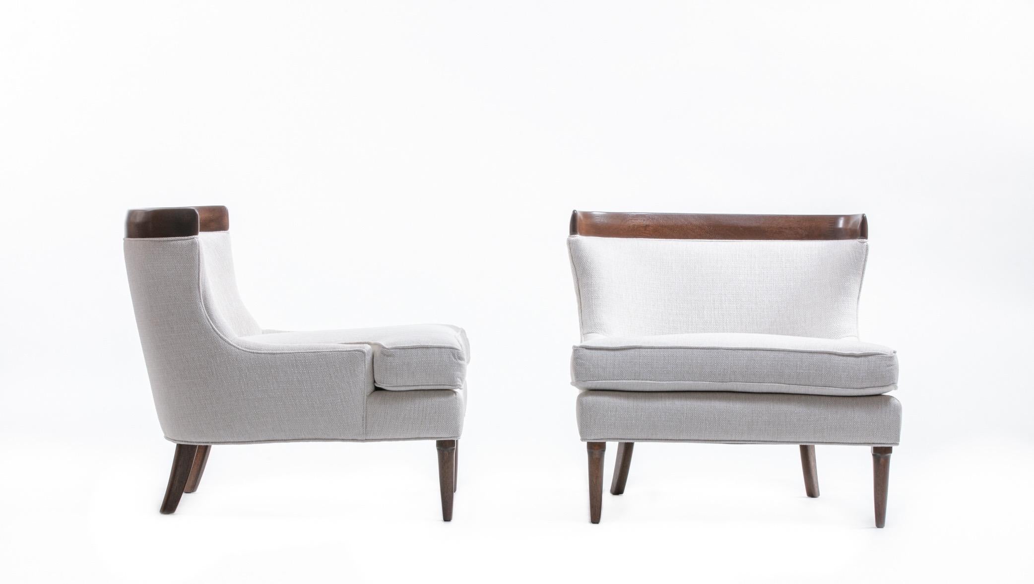 American Pair of Tomlinson Sophisticate Slipper Chairs in Walnut with Ivory Woven Fabric