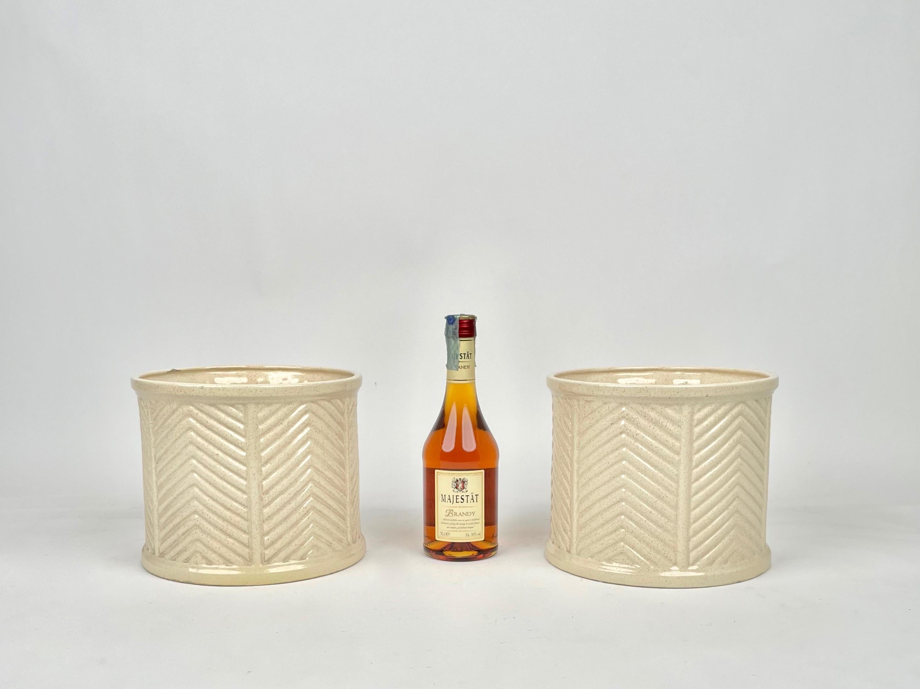 Pair of Tommaso Barbi Beige Ceramic Vase, Italy, 1970s For Sale 2