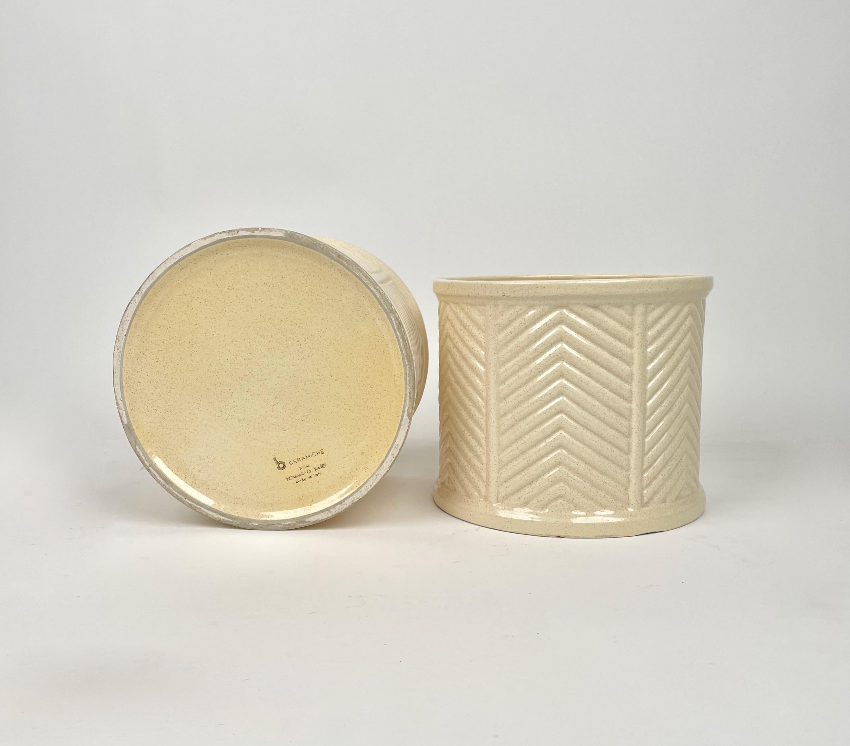 Paar beigefarbene Tommaso Barbi-Keramikvasen, Italien, 1970er Jahre im Angebot 3