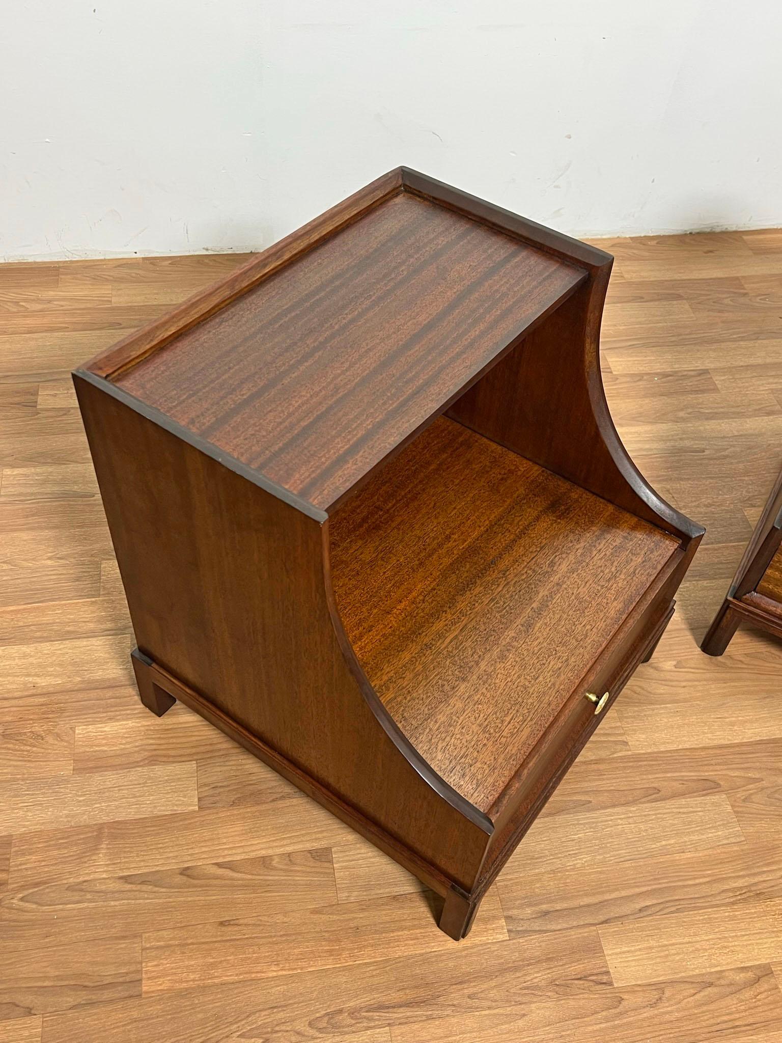 Mid-20th Century Pair of Tommi Parzinger for Charak Modern Night Stands, circa 1950s For Sale
