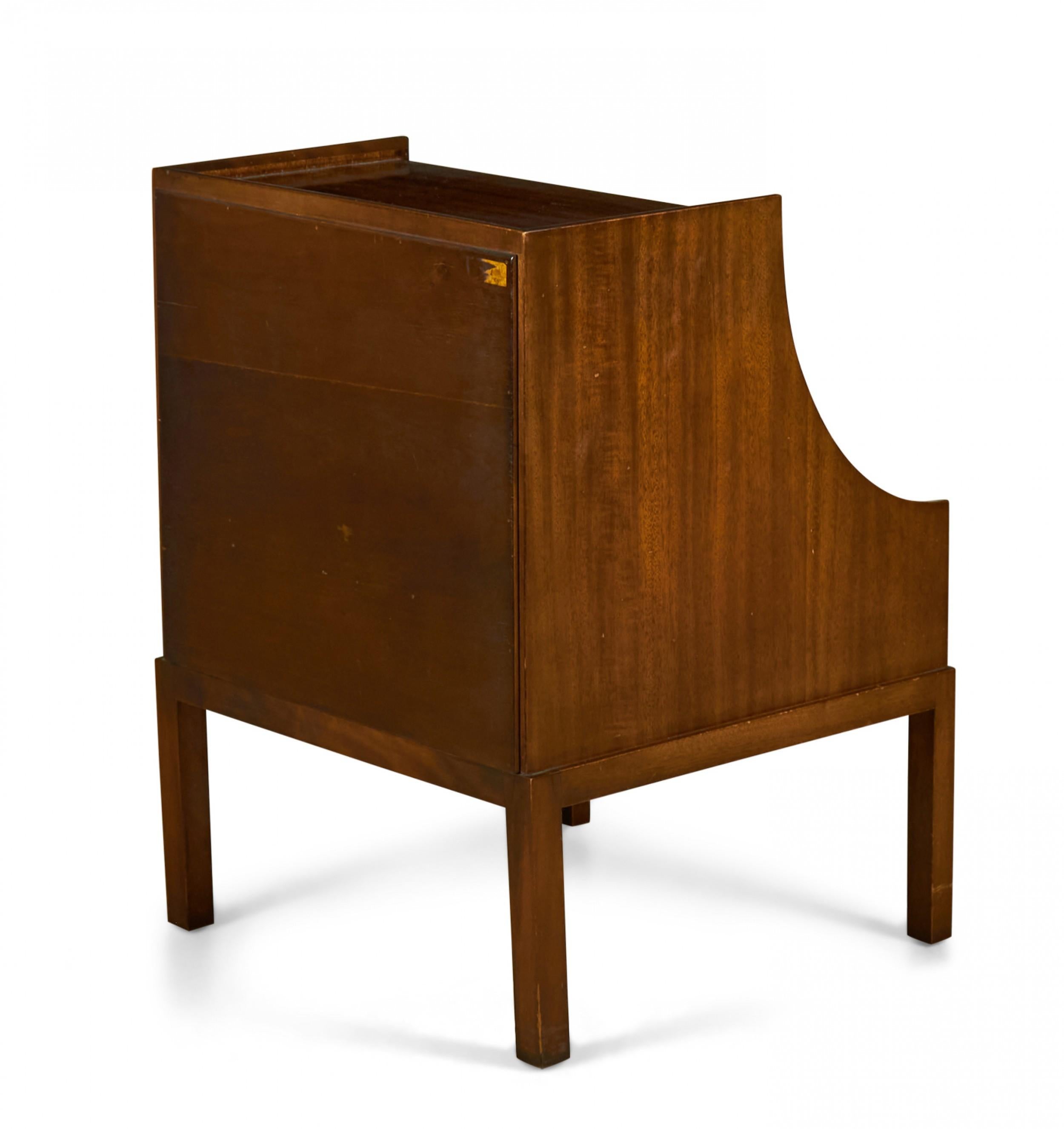 20th Century Pair of Tommi Parzinger for Charak Walnut Scoop Front Bedside Tables For Sale
