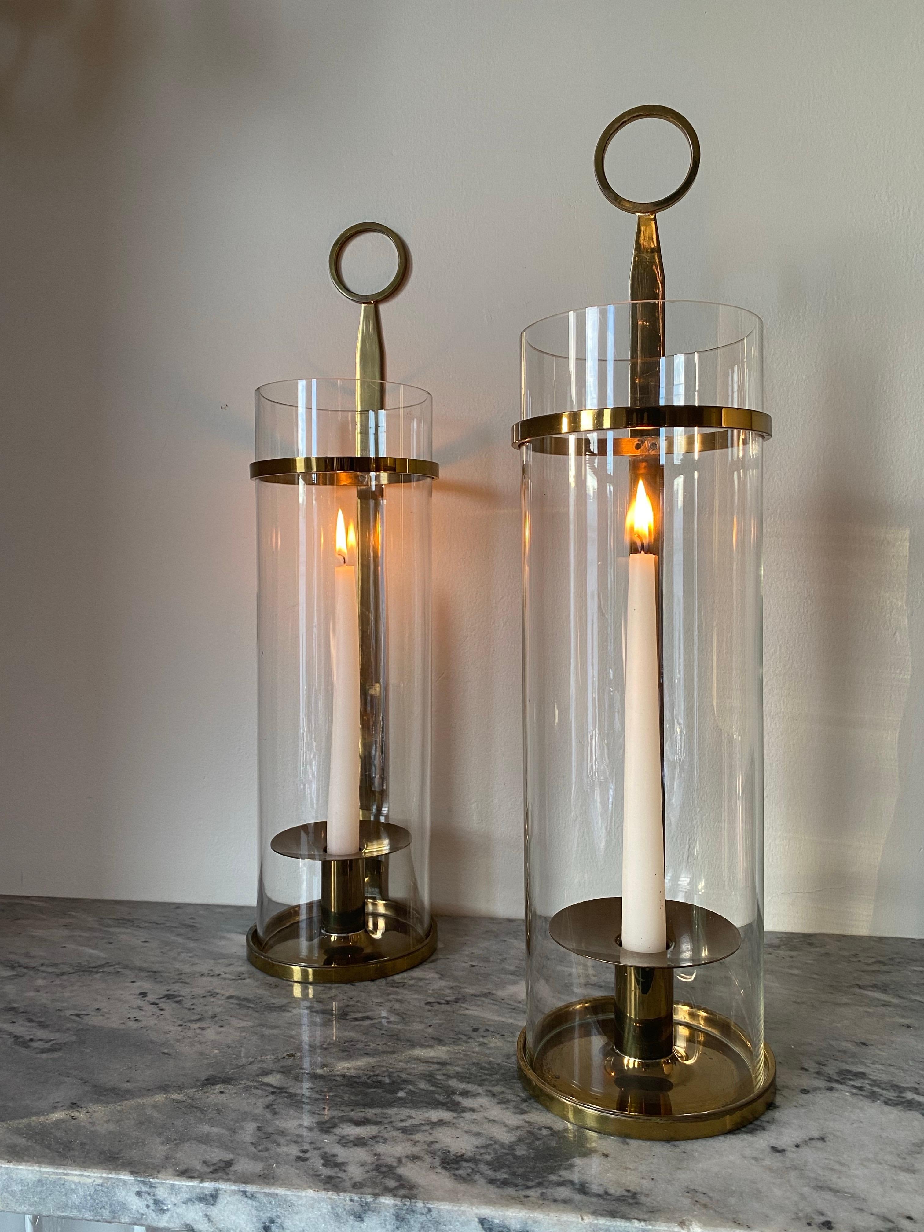 Pair of Tommi Parzinger for Dorlyn Silversmiths Brass Hurricane Candle Sconces in vendita 6