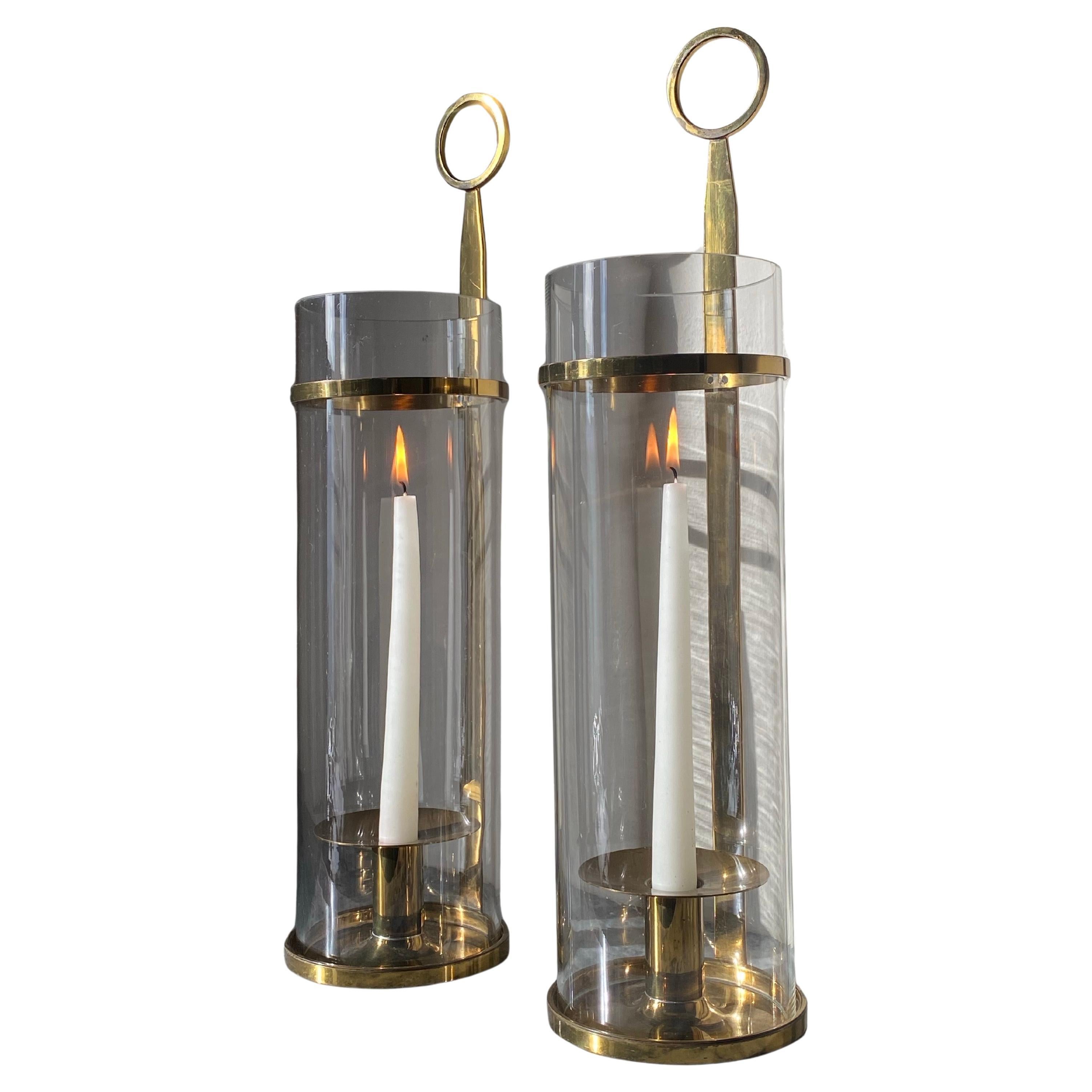 Pair of Tommi Parzinger for Dorlyn Silversmiths Brass Hurricane Candle Sconces in vendita