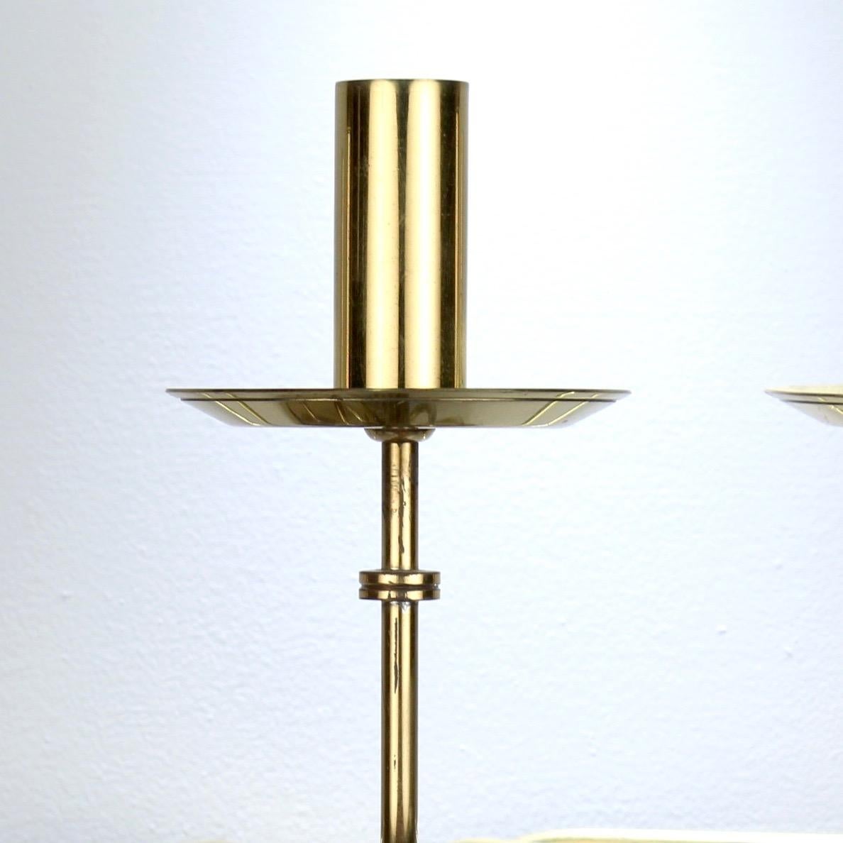 Pair of Tommi Parzinger Mid-Century Modern 5-Light Brass Sconces for Dorlyn In Good Condition For Sale In Philadelphia, PA