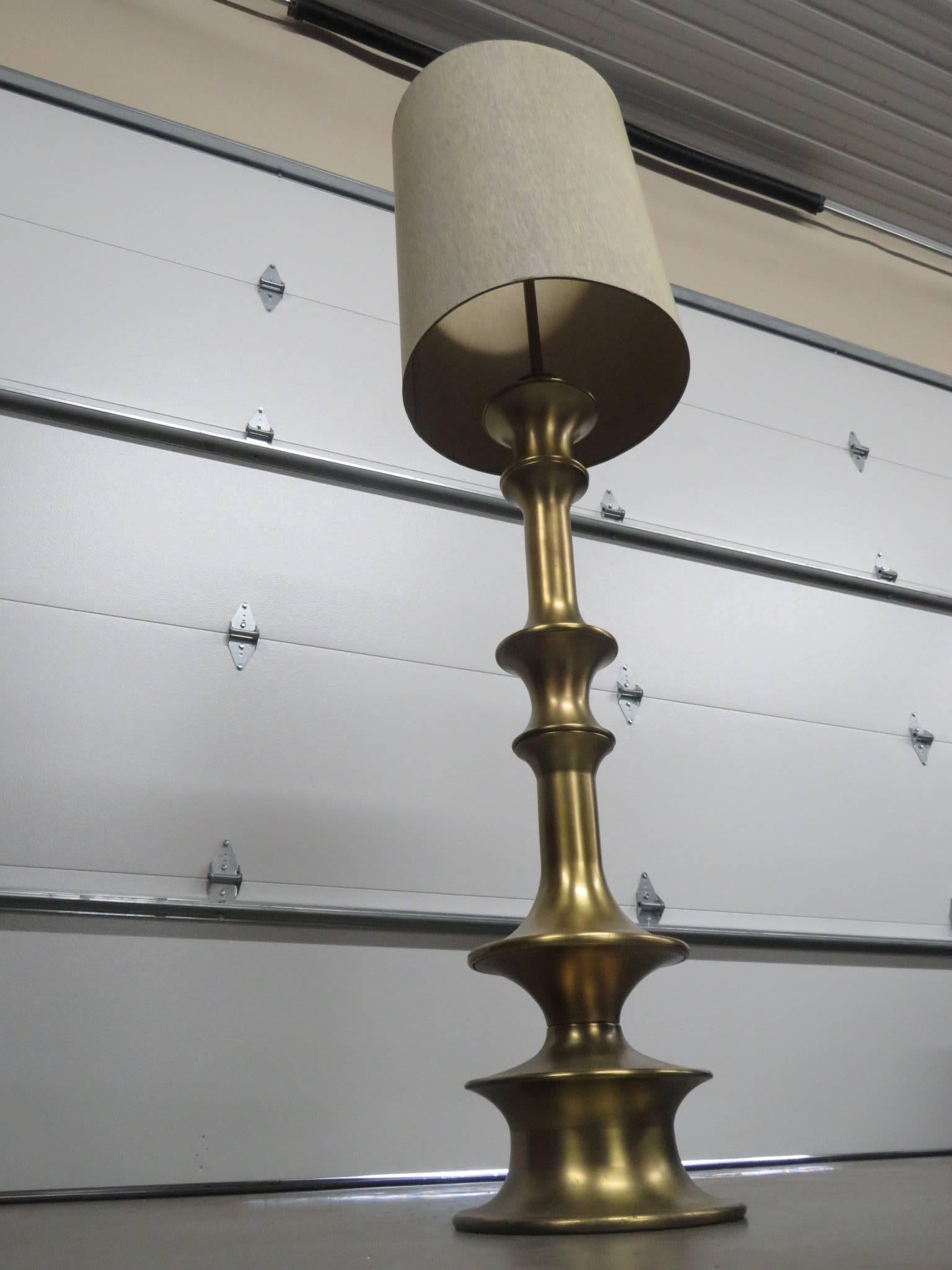 Pair of Tommi Parzinger Style Gilt Lamps 2