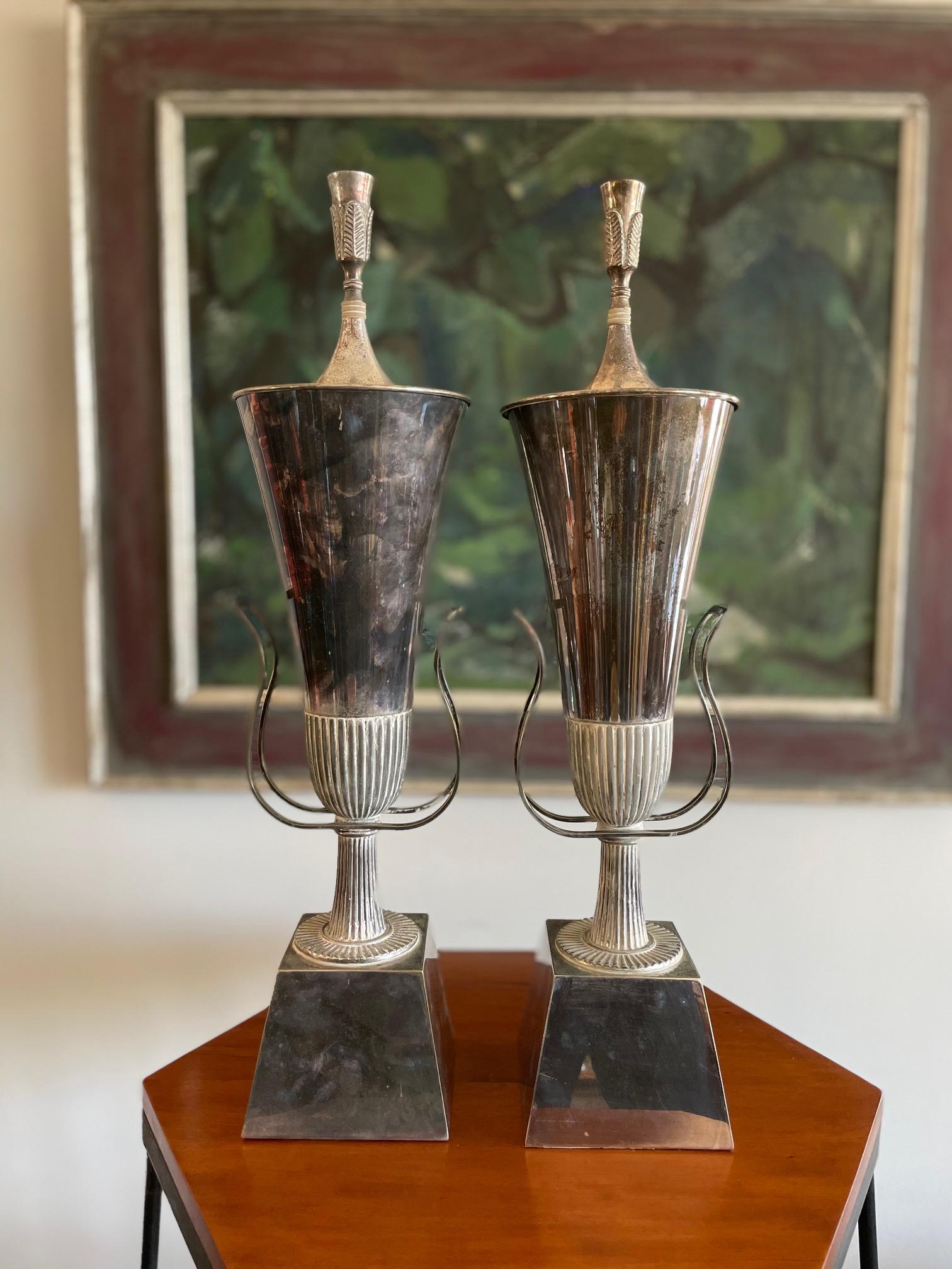 Pair of Tommi Parzinger Urn Lamps For Sale 4