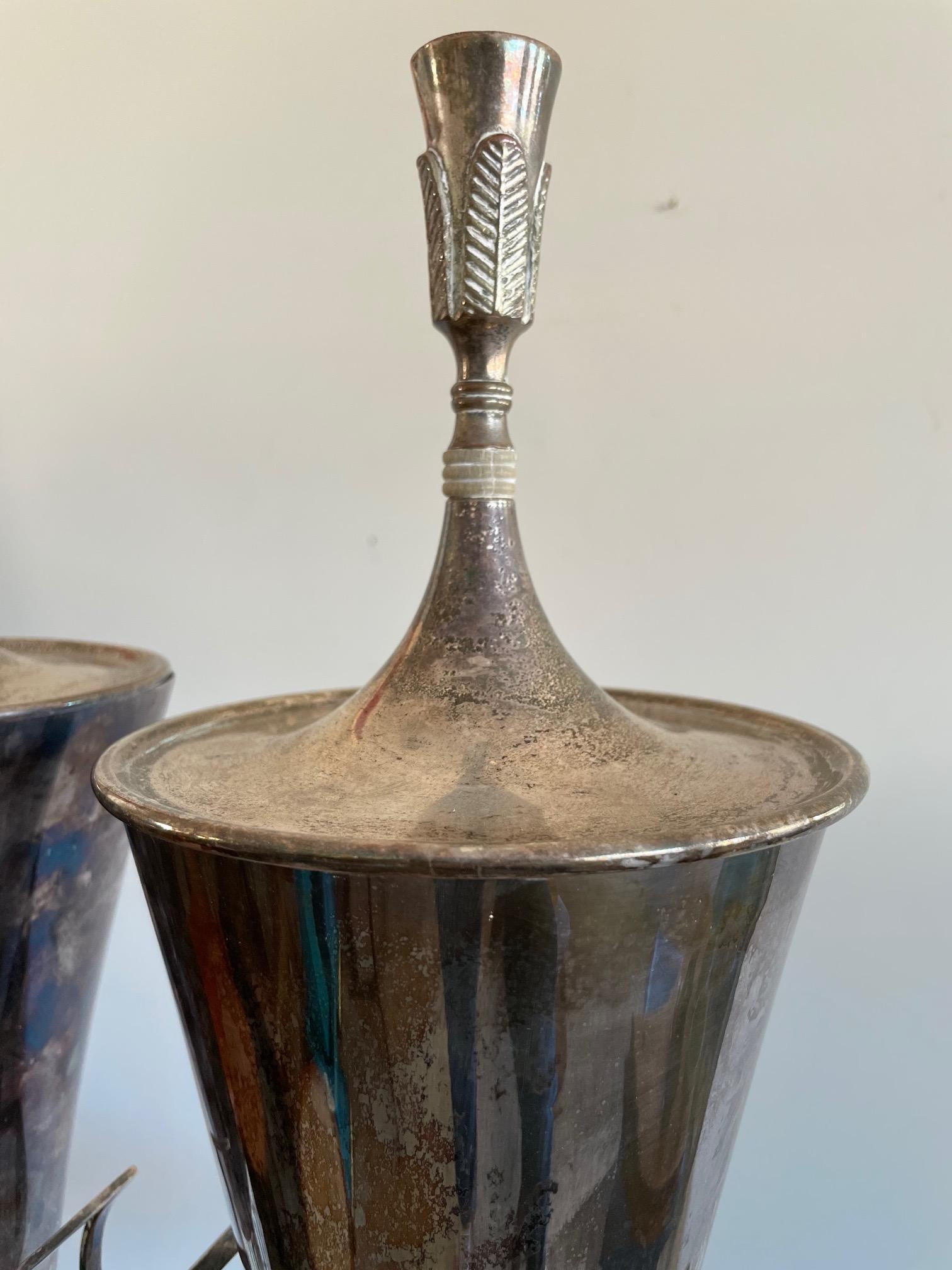 Paire de lampes-urnes Tommi Parzinger en vente 1