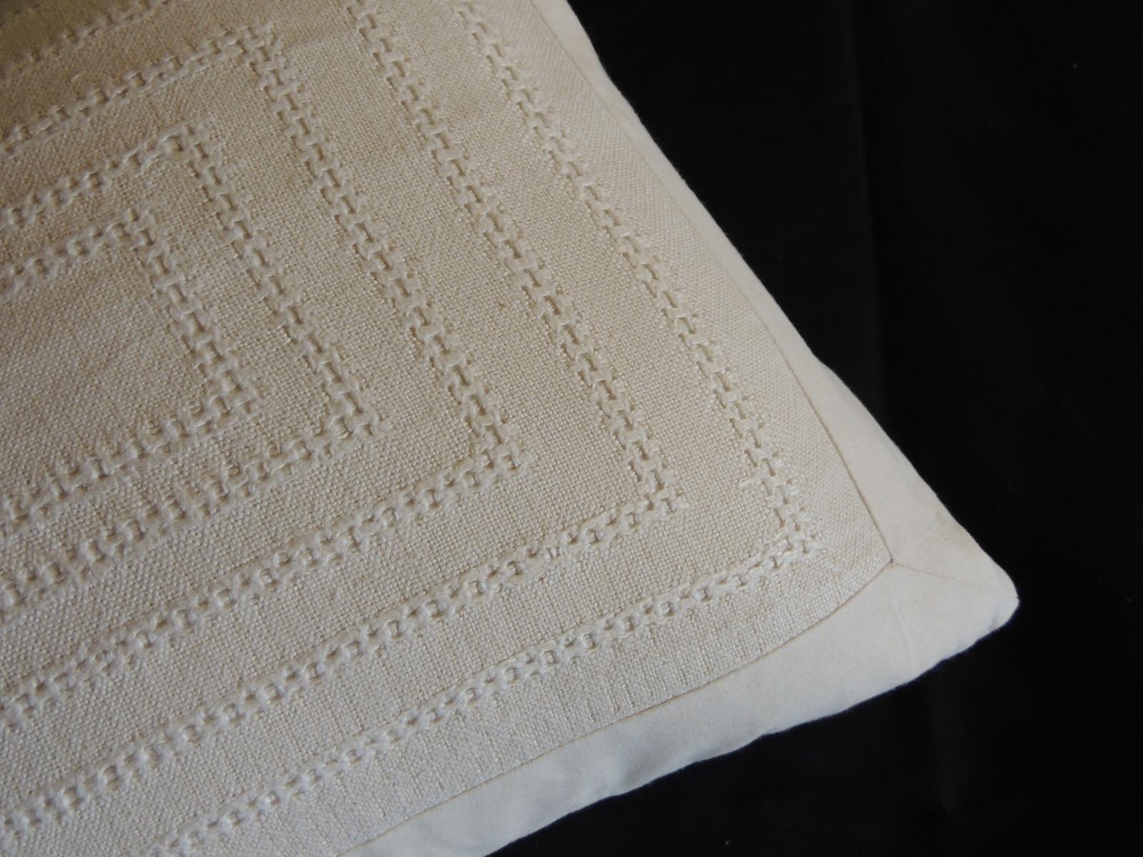 Pair of Tone-on-Tone Beige Eyelet Linen Decorative Bolster Pillows In Good Condition In Oakland Park, FL