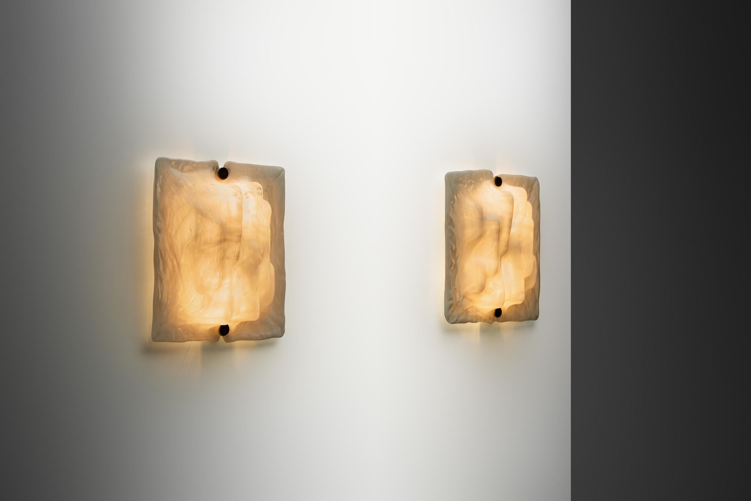 Pareja de lámparas de pared 